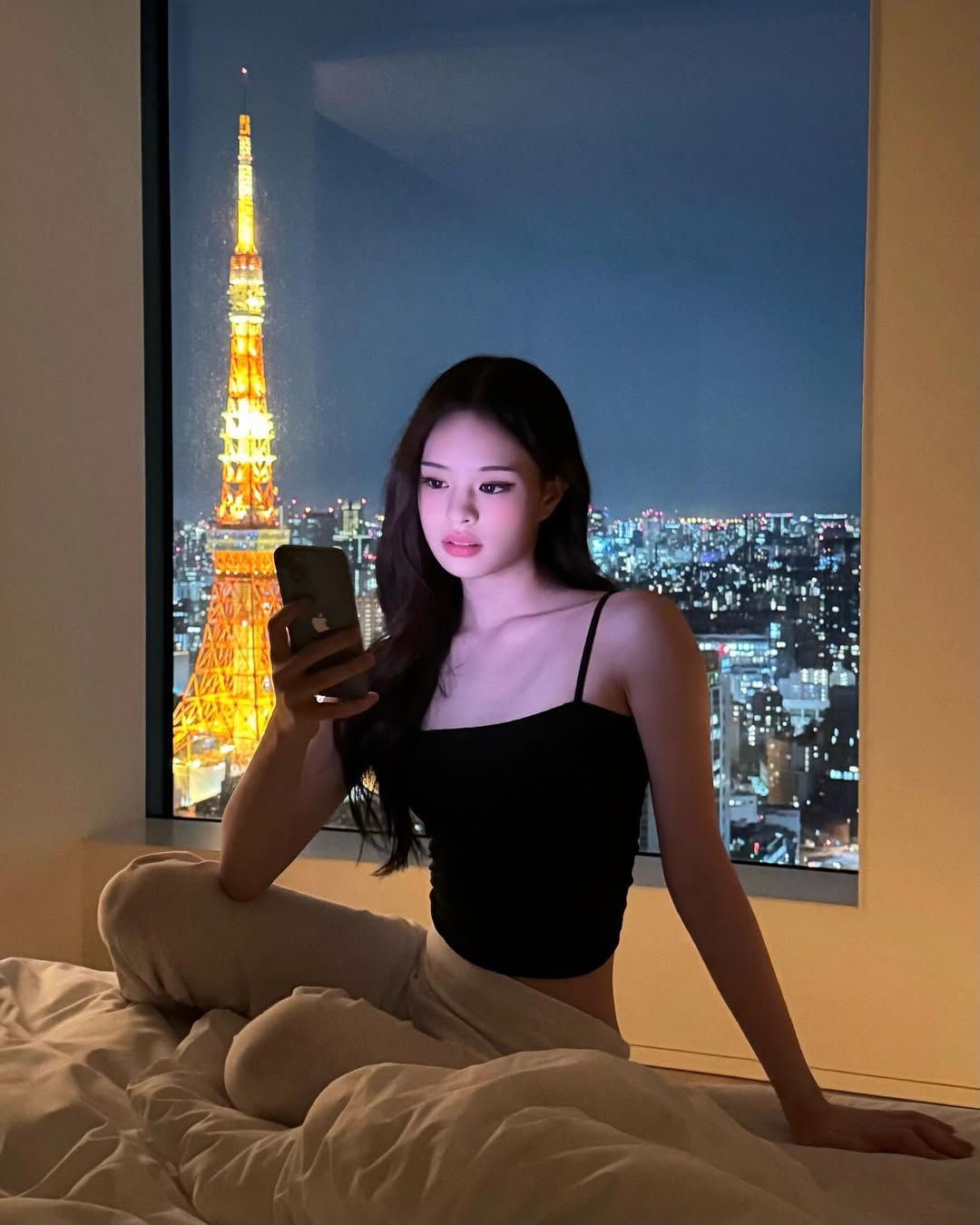 แอลลี่ - อชิรญา นิติพน