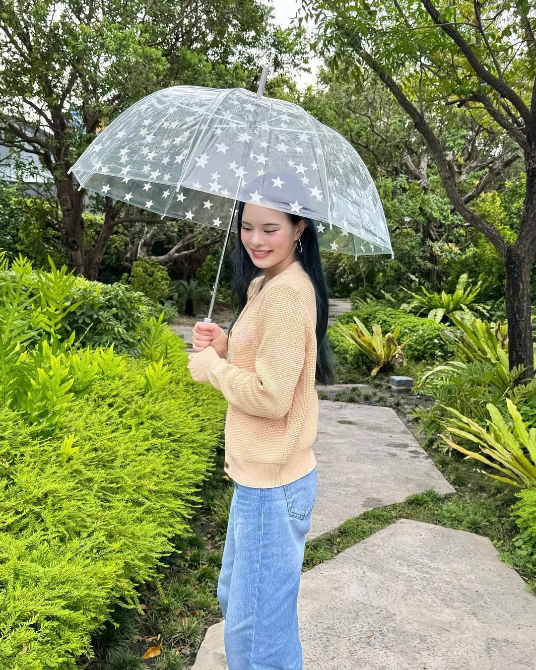 แอลลี่ - อชิรญา นิติพน