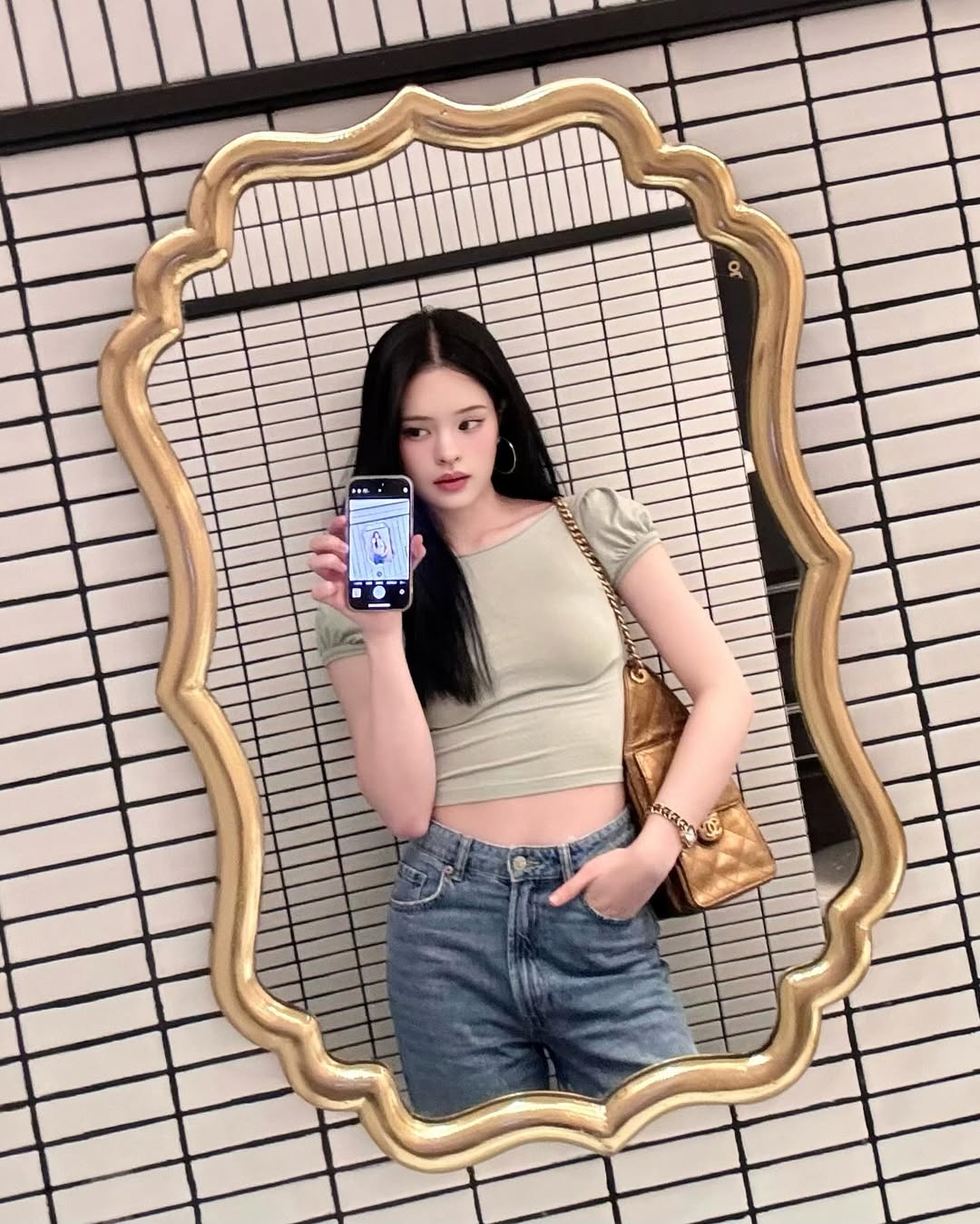 แอลลี่ - อชิรญา นิติพน