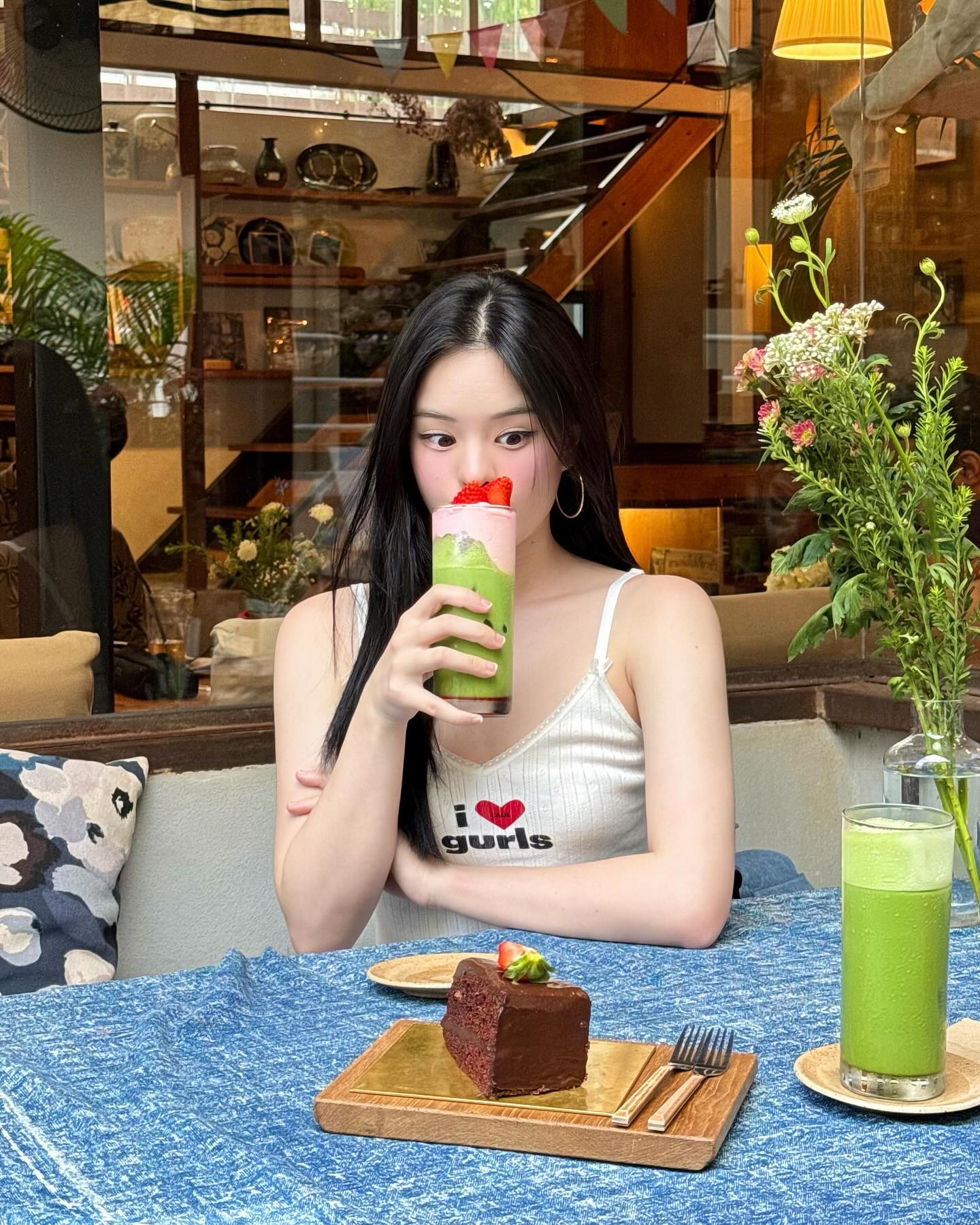 แอลลี่ - อชิรญา นิติพน
