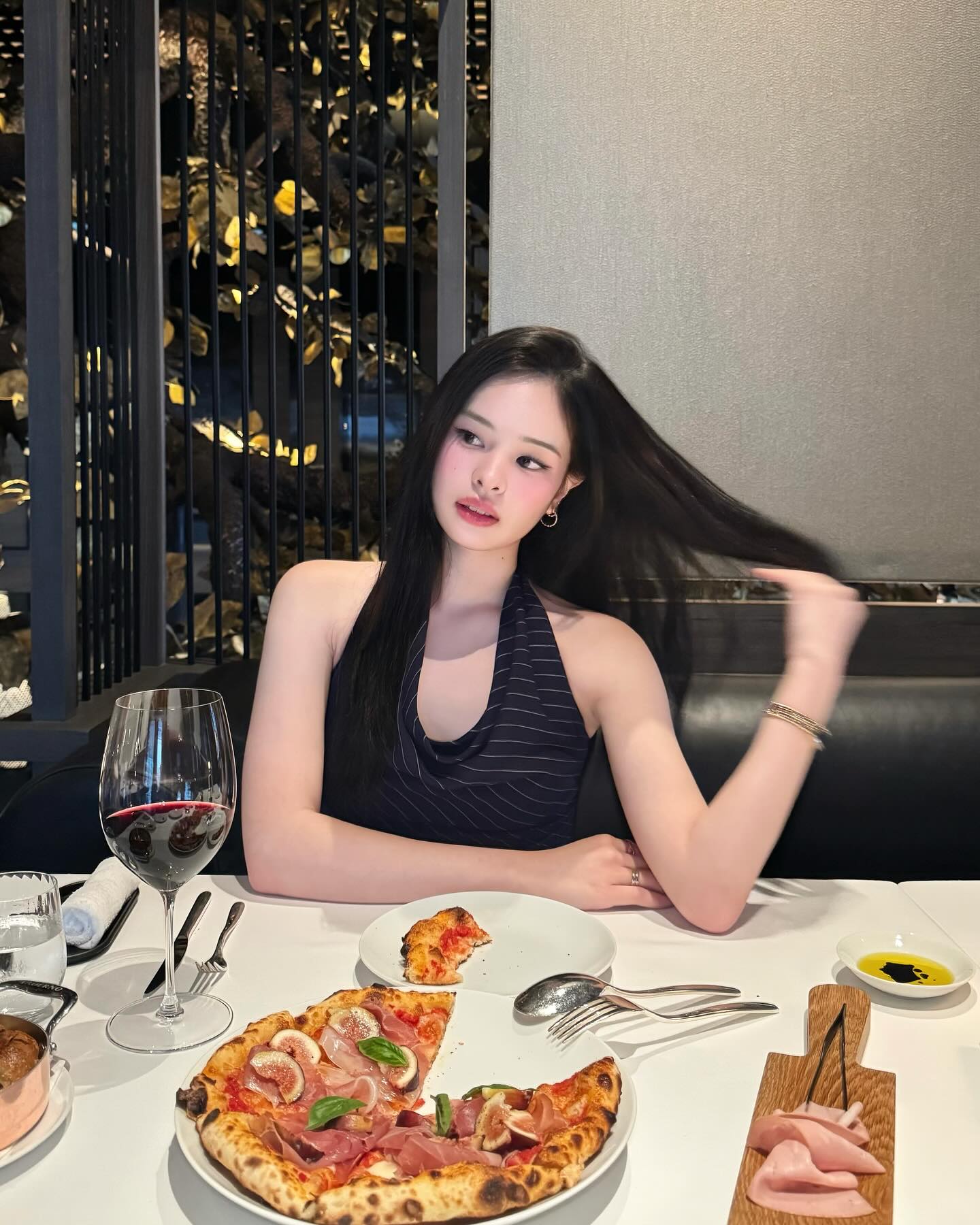 แอลลี่ - อชิรญา นิติพน