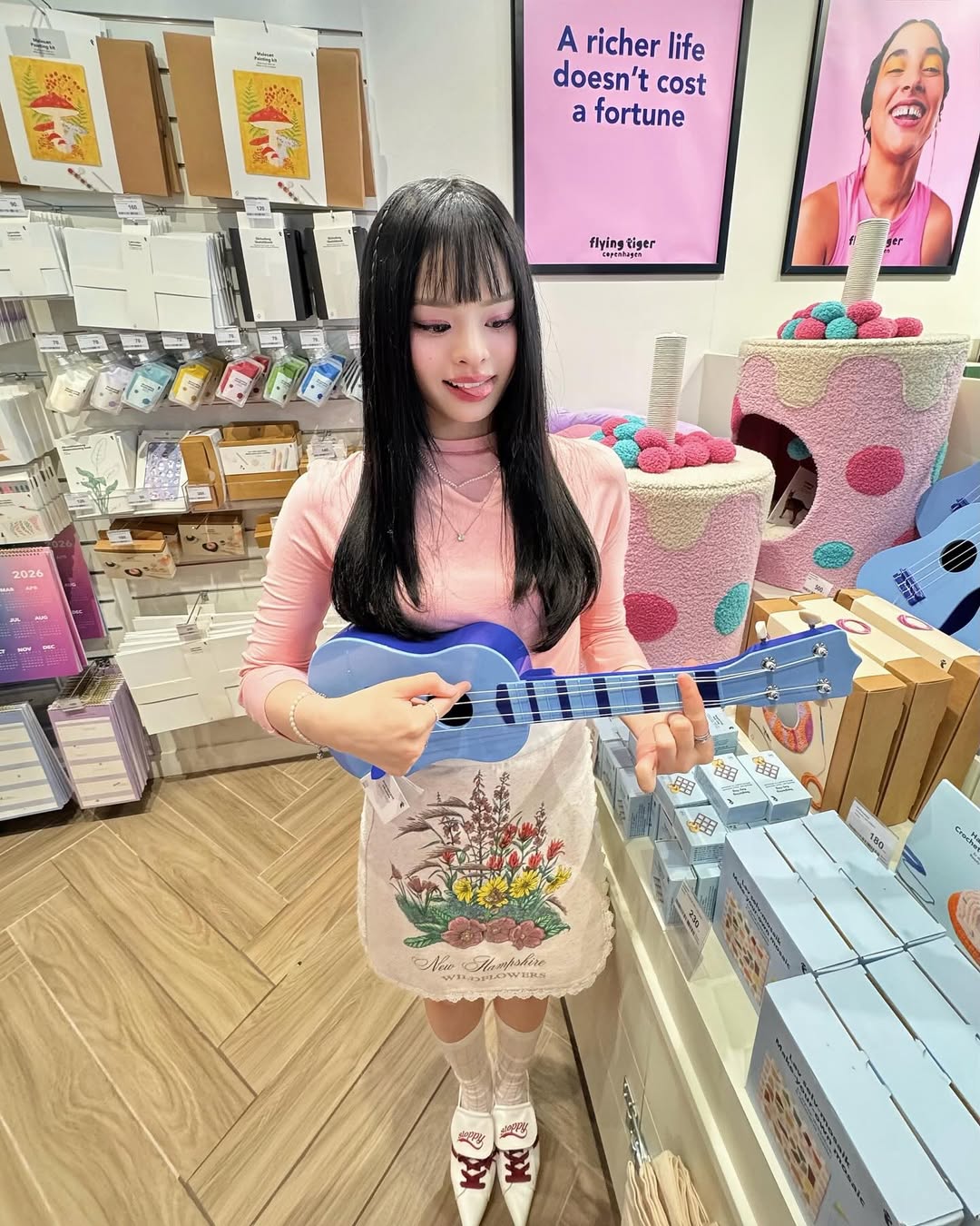 แอลลี่ - อชิรญา นิติพน
