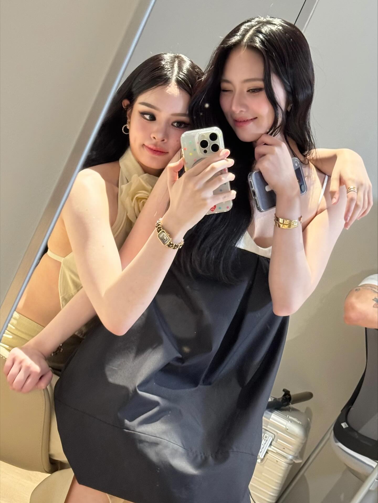 แอลลี่ - อชิรญา นิติพน
