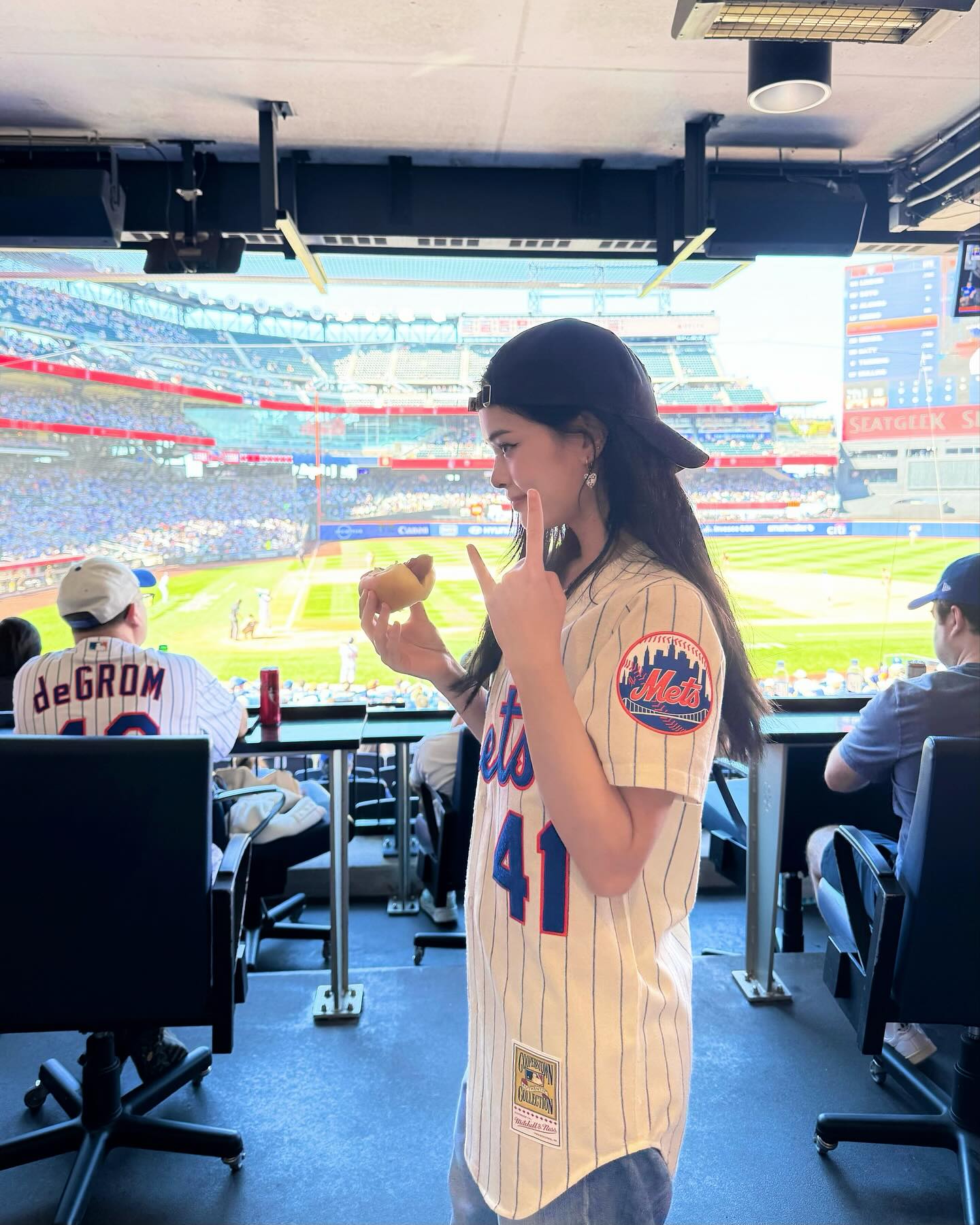 แอลลี่ - อชิรญา นิติพน