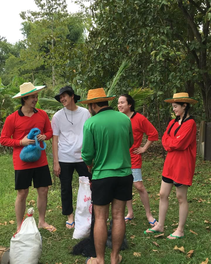 แอลลี่ - อชิรญา นิติพน