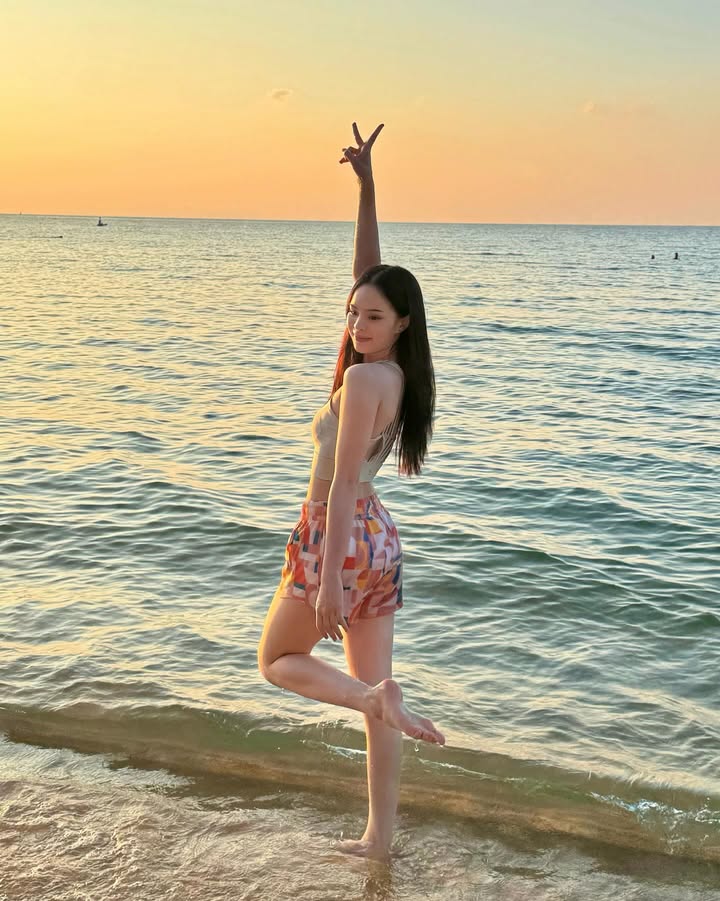 แอลลี่ - อชิรญา นิติพน