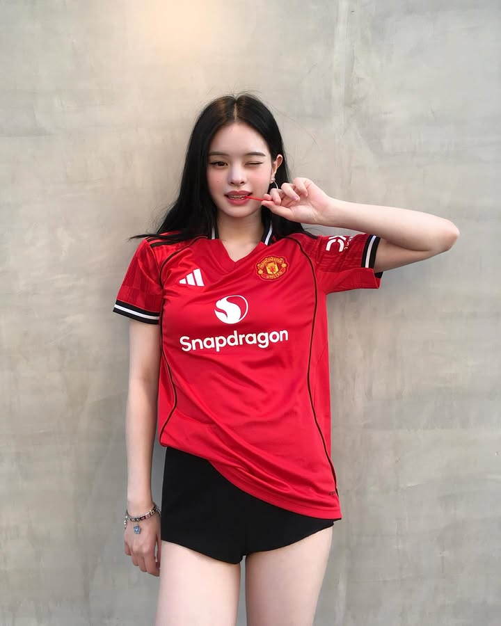 แอลลี่ - อชิรญา นิติพน