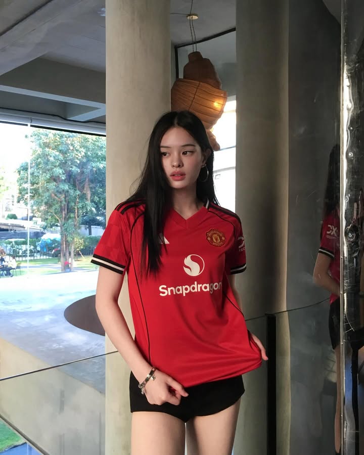 แอลลี่ - อชิรญา นิติพน