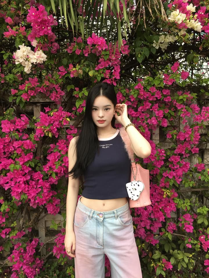 แอลลี่ - อชิรญา นิติพน