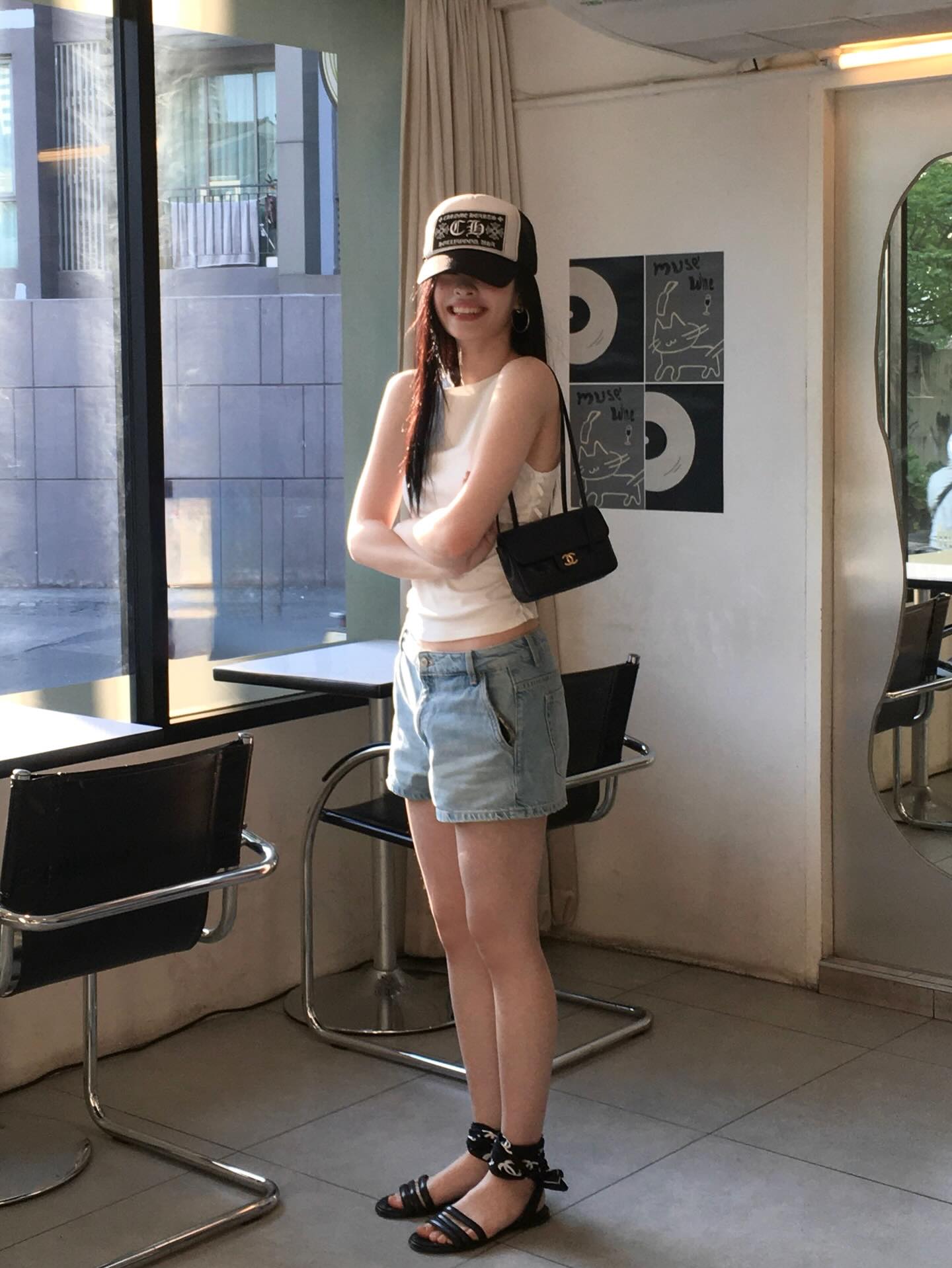 แอลลี่ - อชิรญา นิติพน