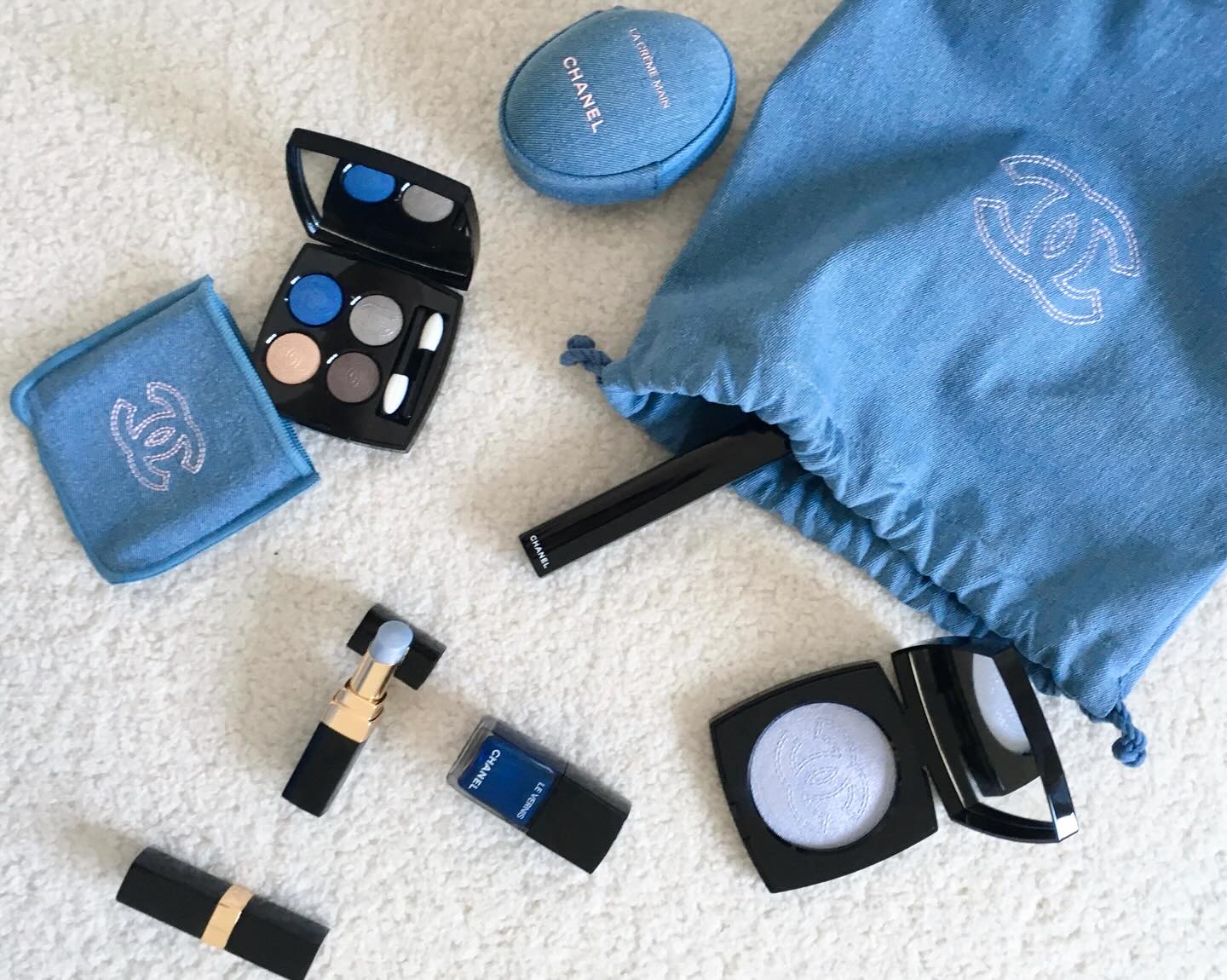 แอลลี่ - อชิรญา นิติพน