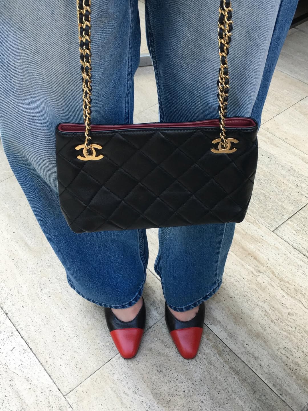 แอลลี่ - อชิรญา นิติพน