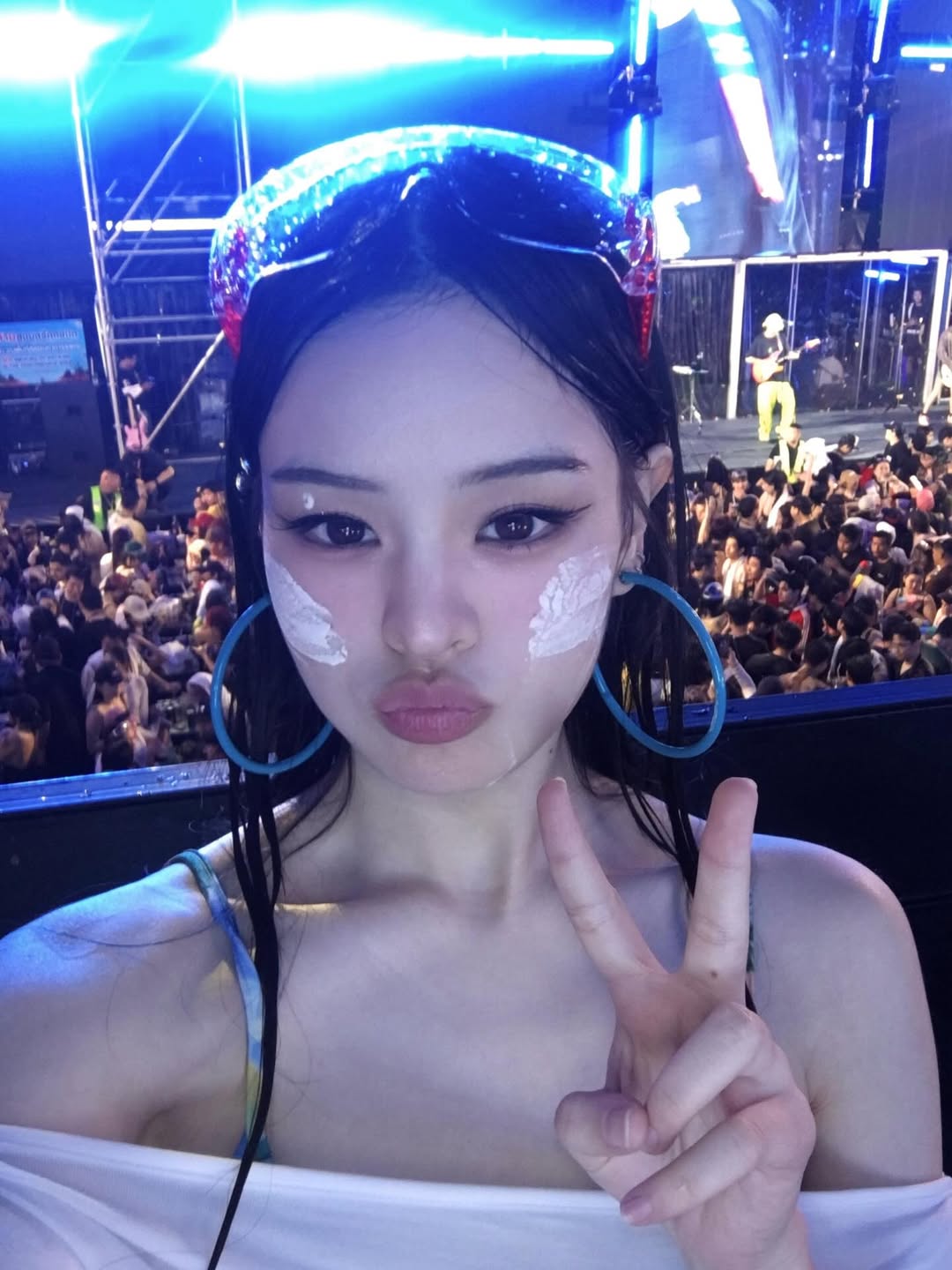 แอลลี่ - อชิรญา นิติพน