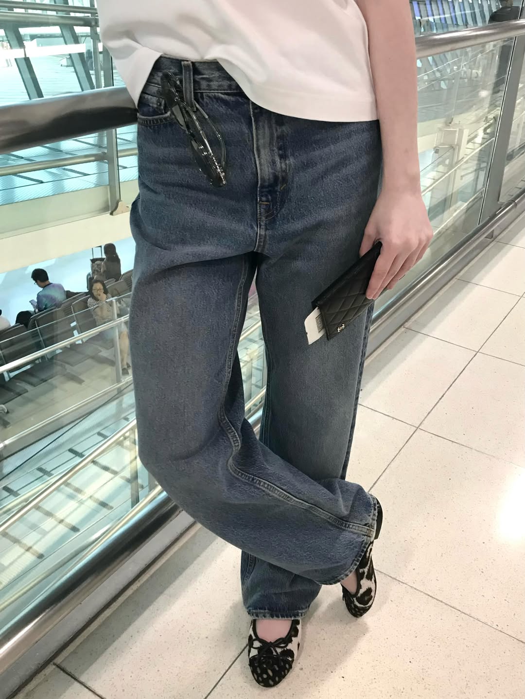 แอลลี่ - อชิรญา นิติพน