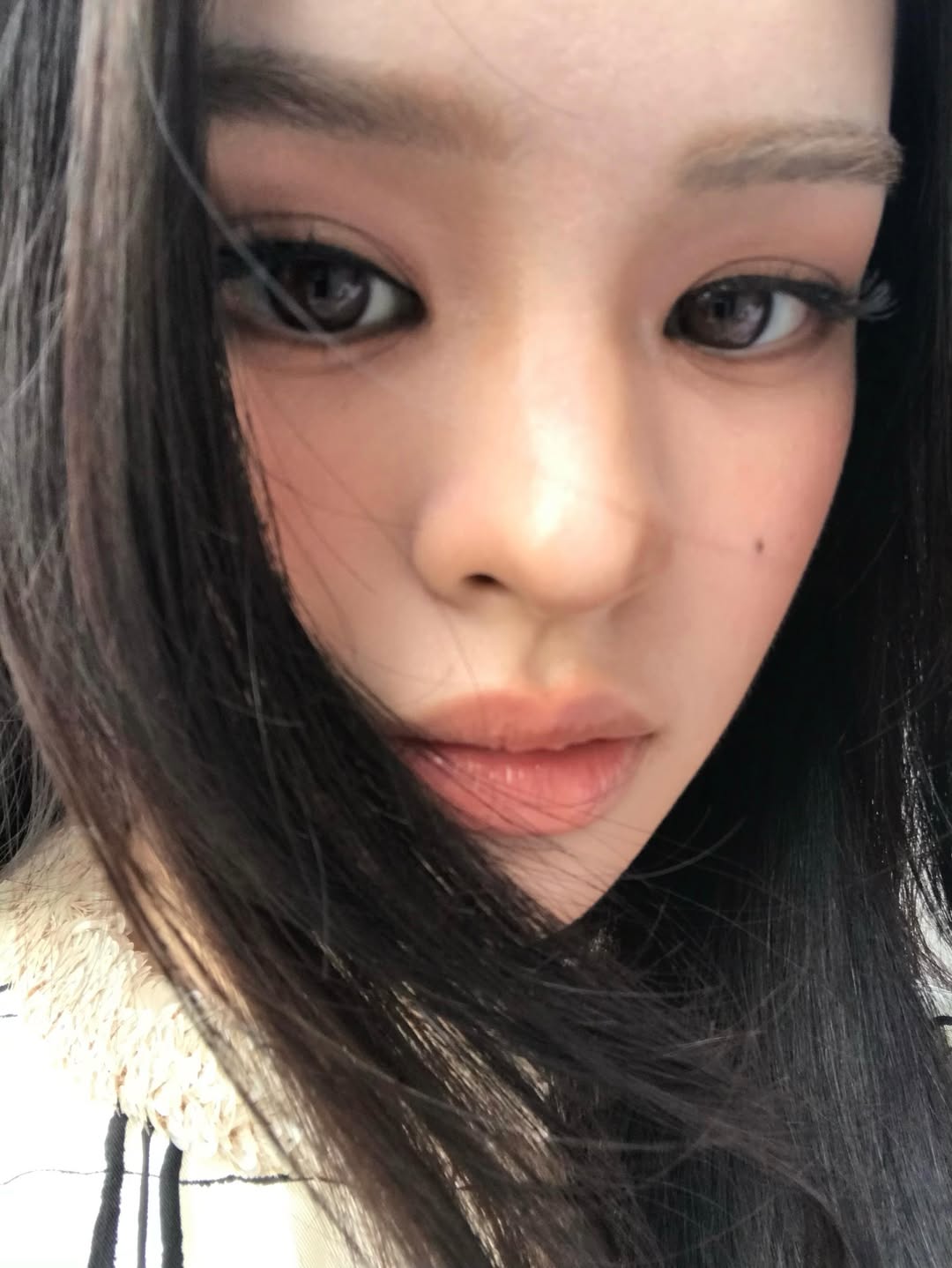 แอลลี่ - อชิรญา นิติพน