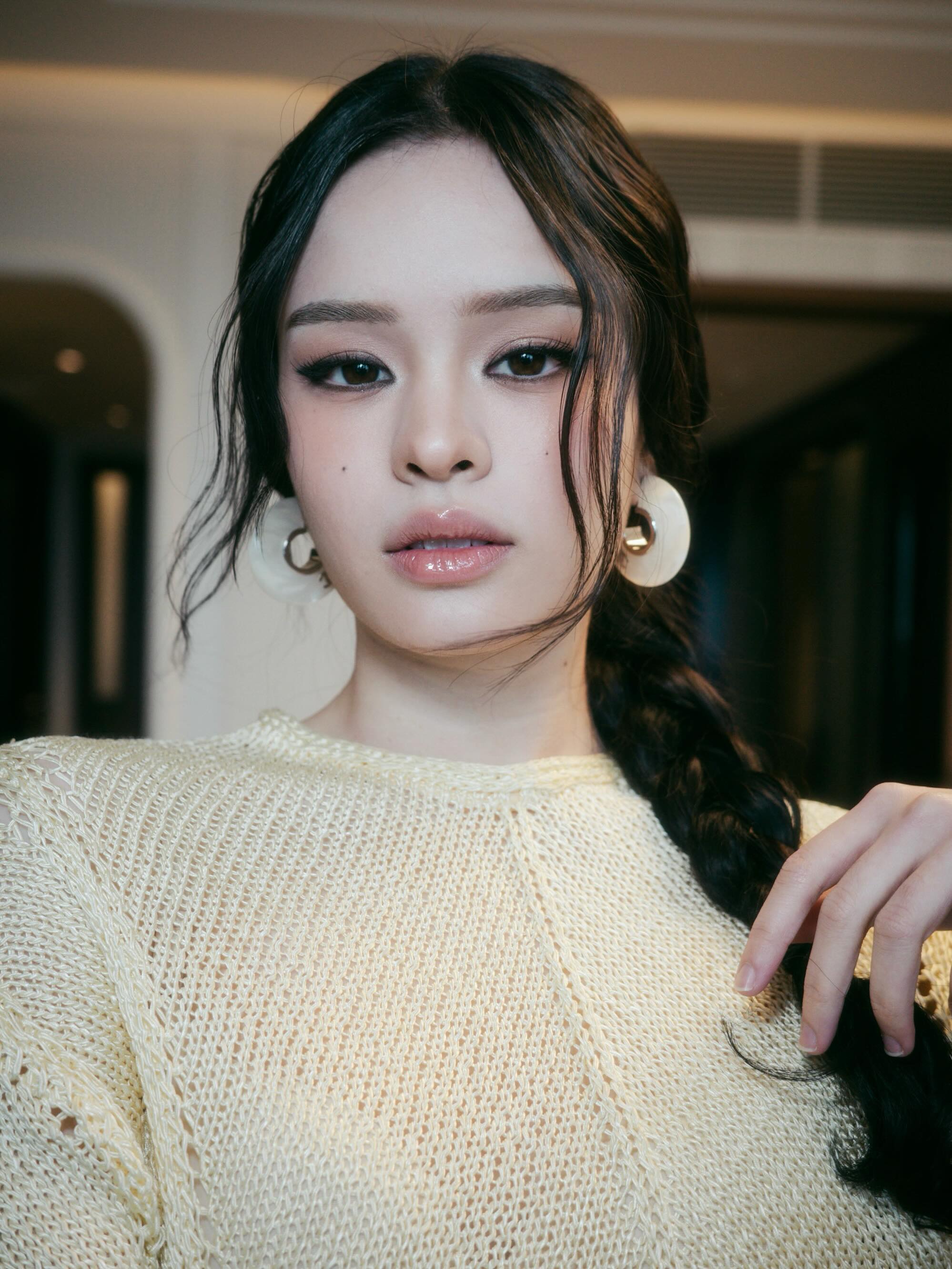 แอลลี่ - อชิรญา นิติพน