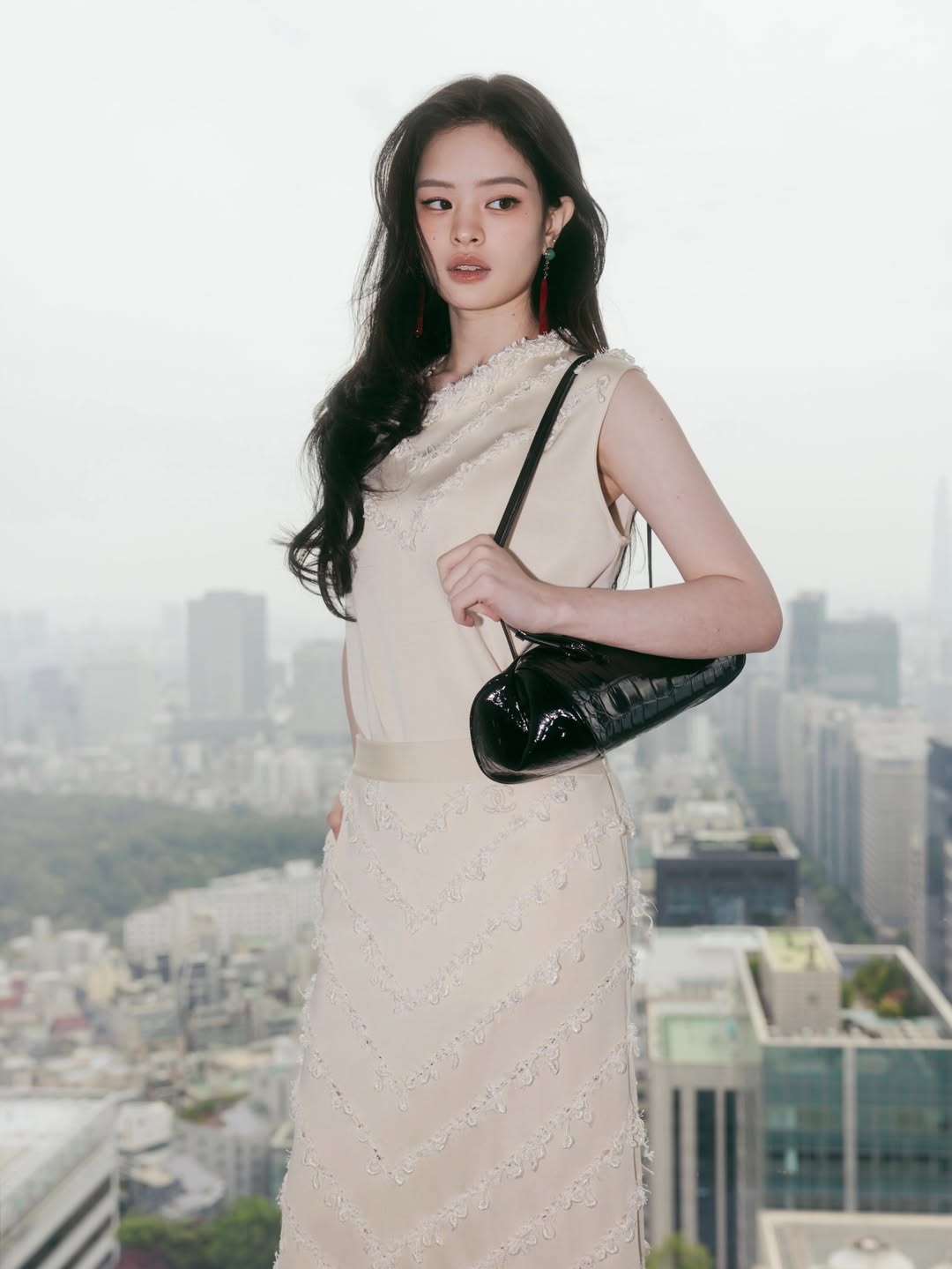 แอลลี่ - อชิรญา นิติพน