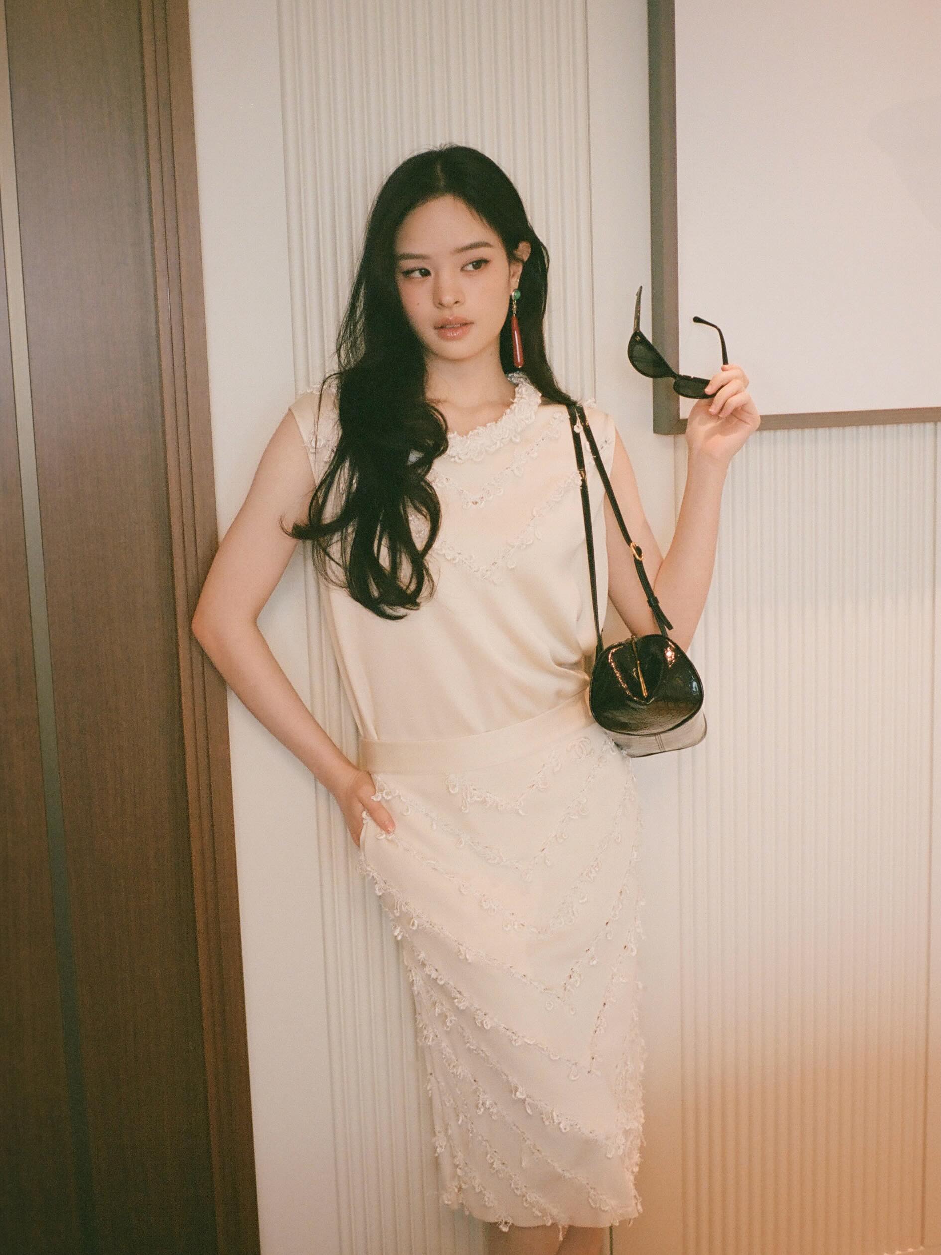 แอลลี่ - อชิรญา นิติพน