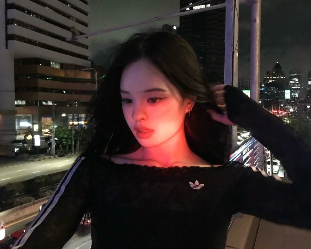 แอลลี่ - อชิรญา นิติพน
