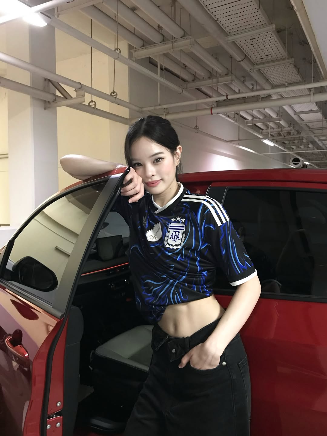 แอลลี่ - อชิรญา นิติพน