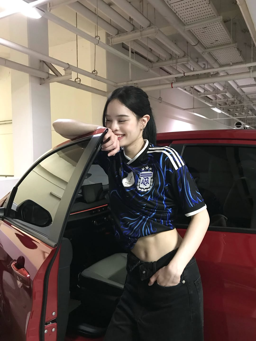 แอลลี่ - อชิรญา นิติพน