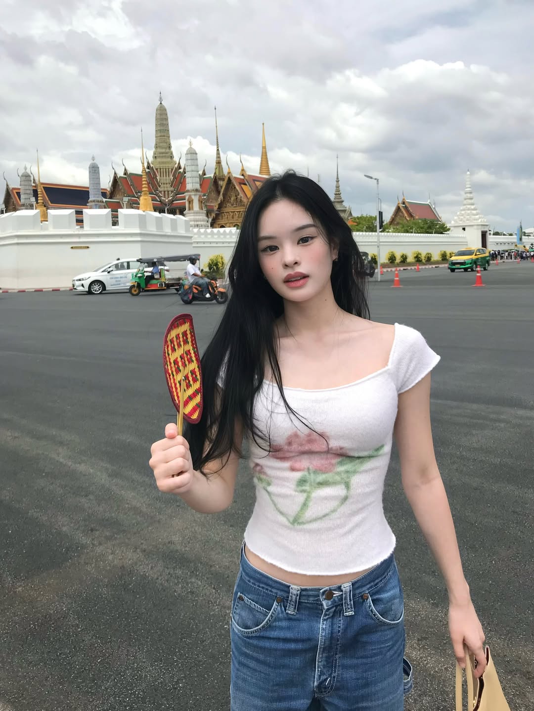 แอลลี่ - อชิรญา นิติพน