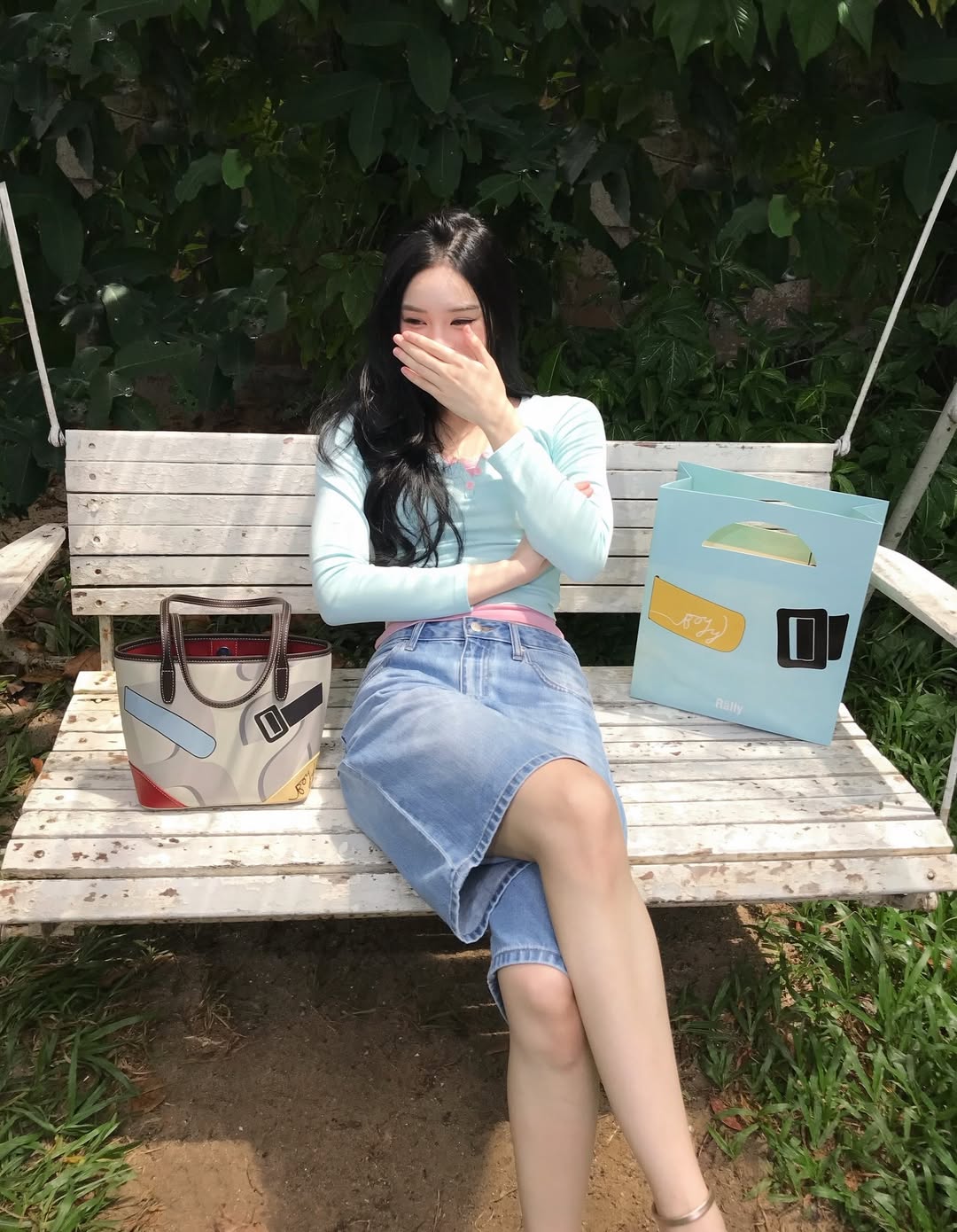 แอลลี่ - อชิรญา นิติพน