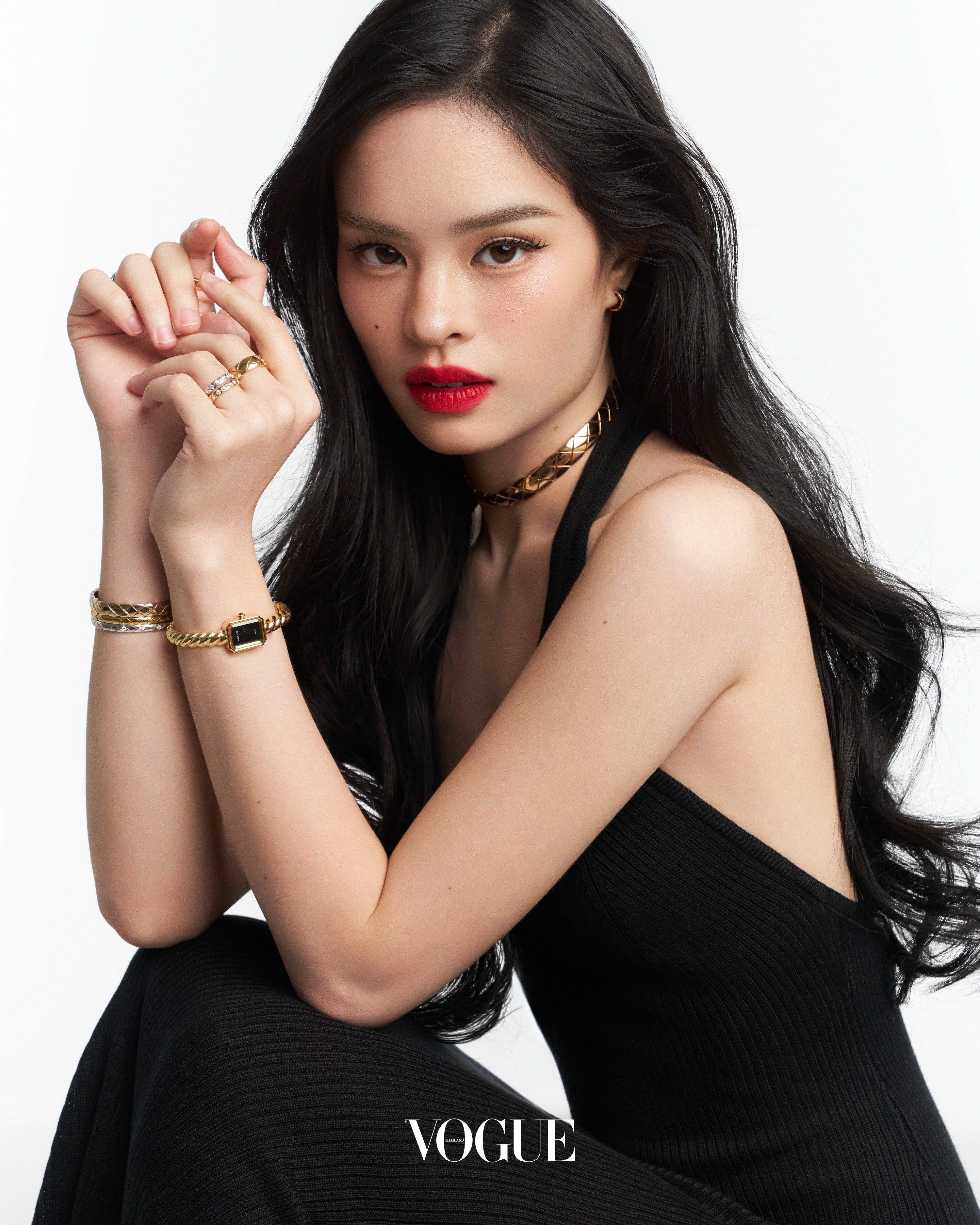 แอลลี่ - อชิรญา นิติพน