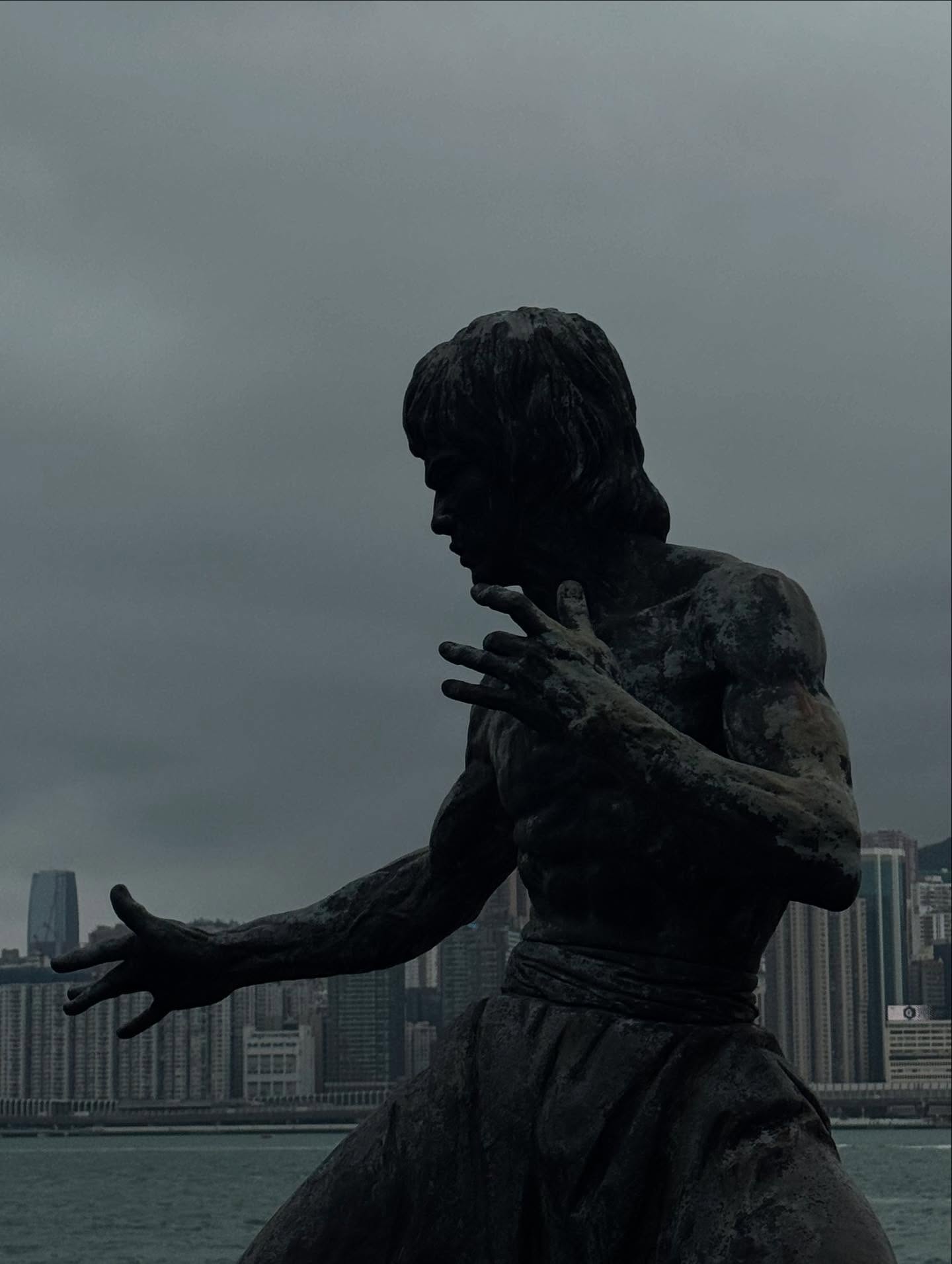 แบงค์ - ธิติ มหาโยธารักษ์