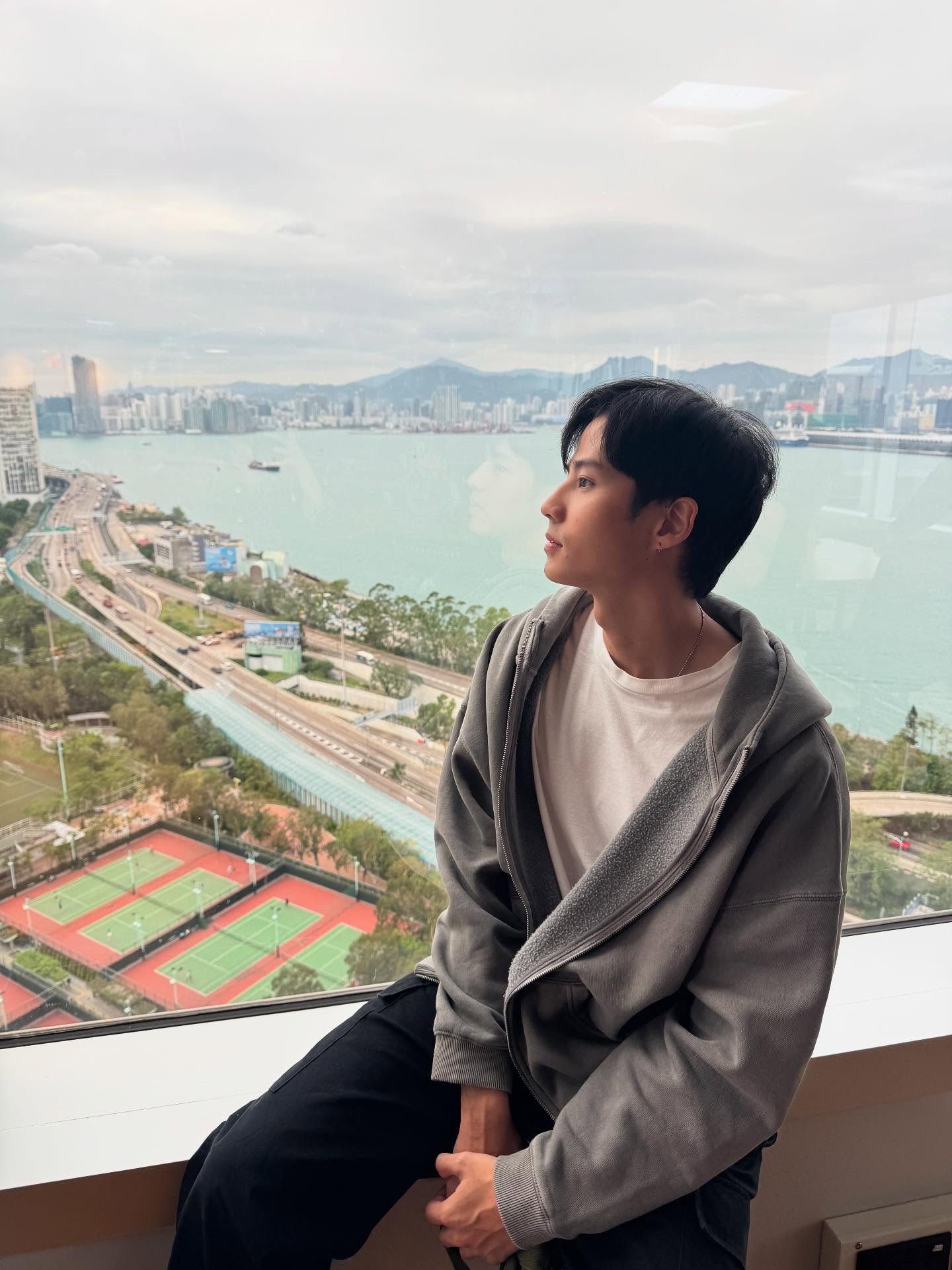 แบงค์ - ธิติ มหาโยธารักษ์