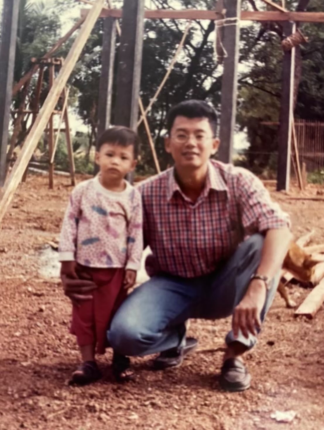 แบงค์ - ธิติ มหาโยธารักษ์