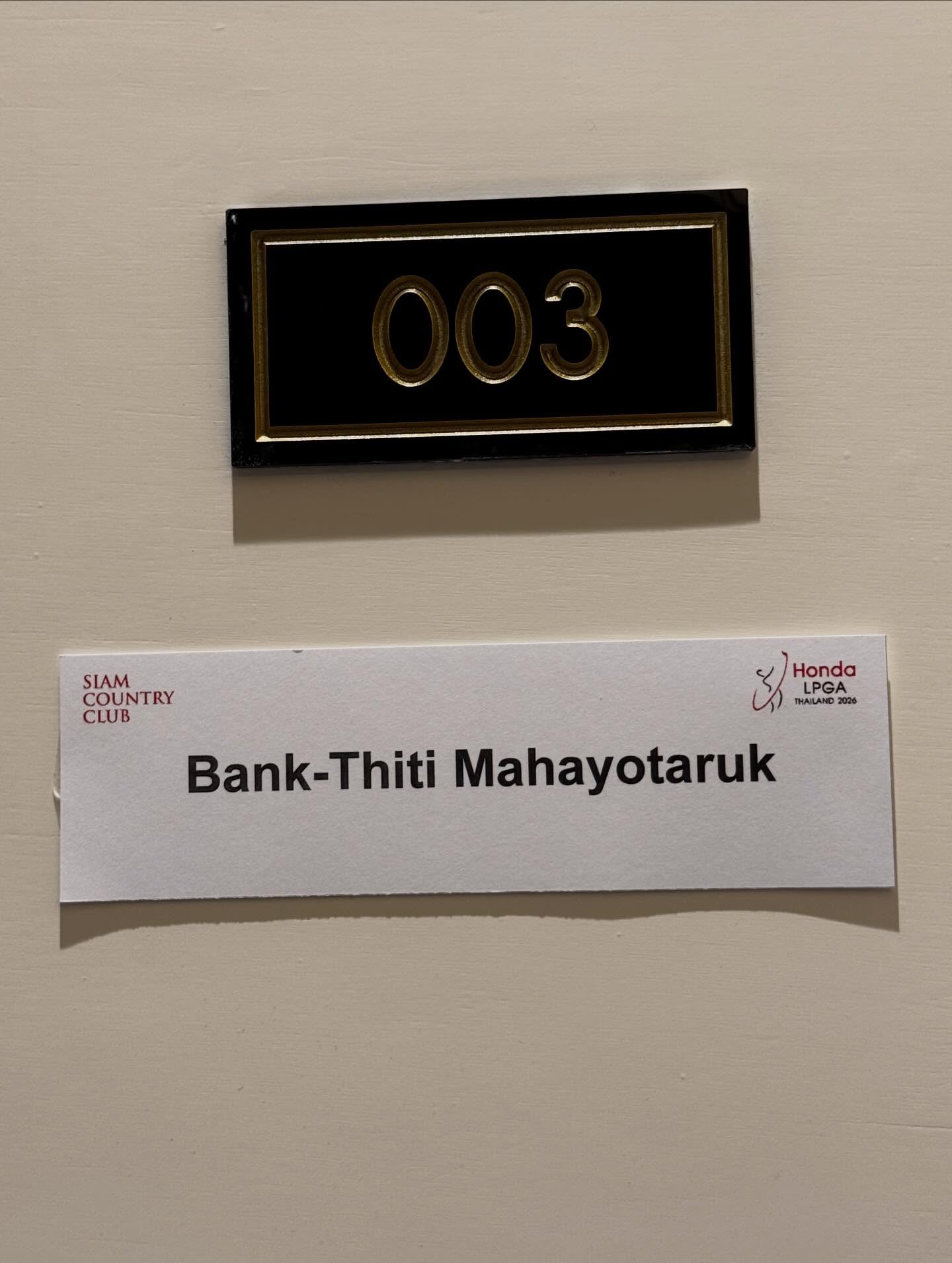 แบงค์ - ธิติ มหาโยธารักษ์