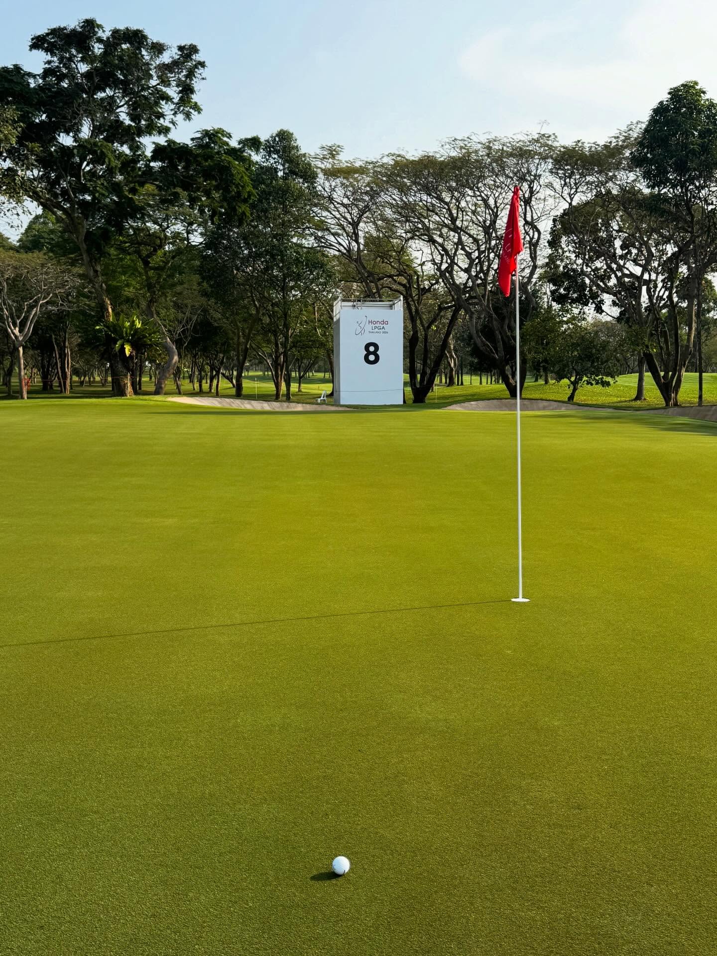 แบงค์ - ธิติ มหาโยธารักษ์