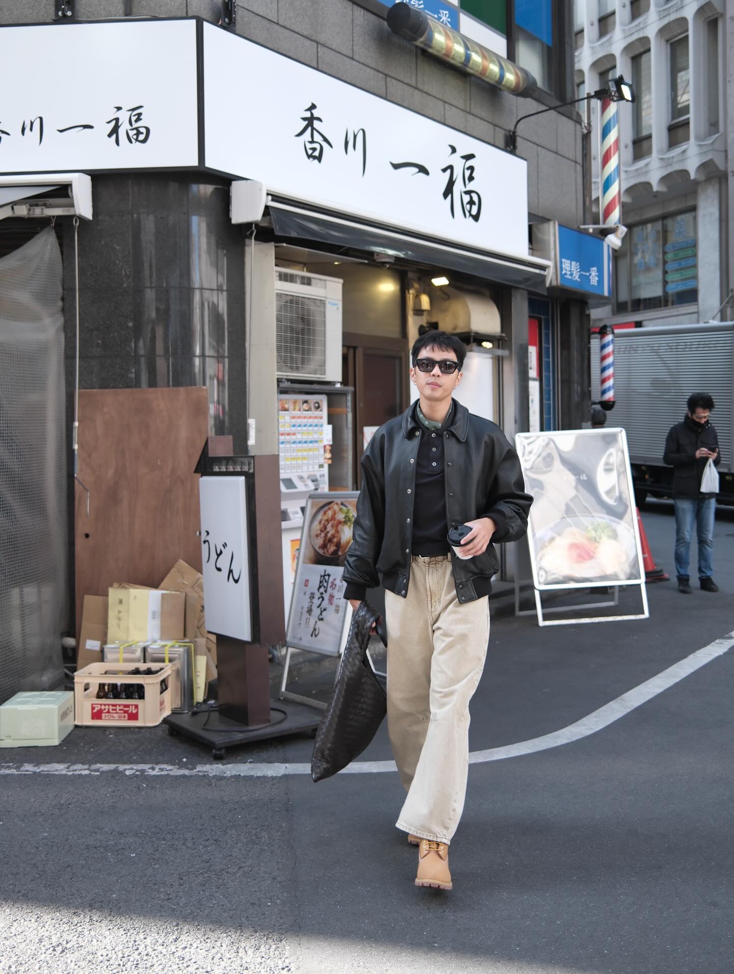 แบงค์ - ธิติ มหาโยธารักษ์