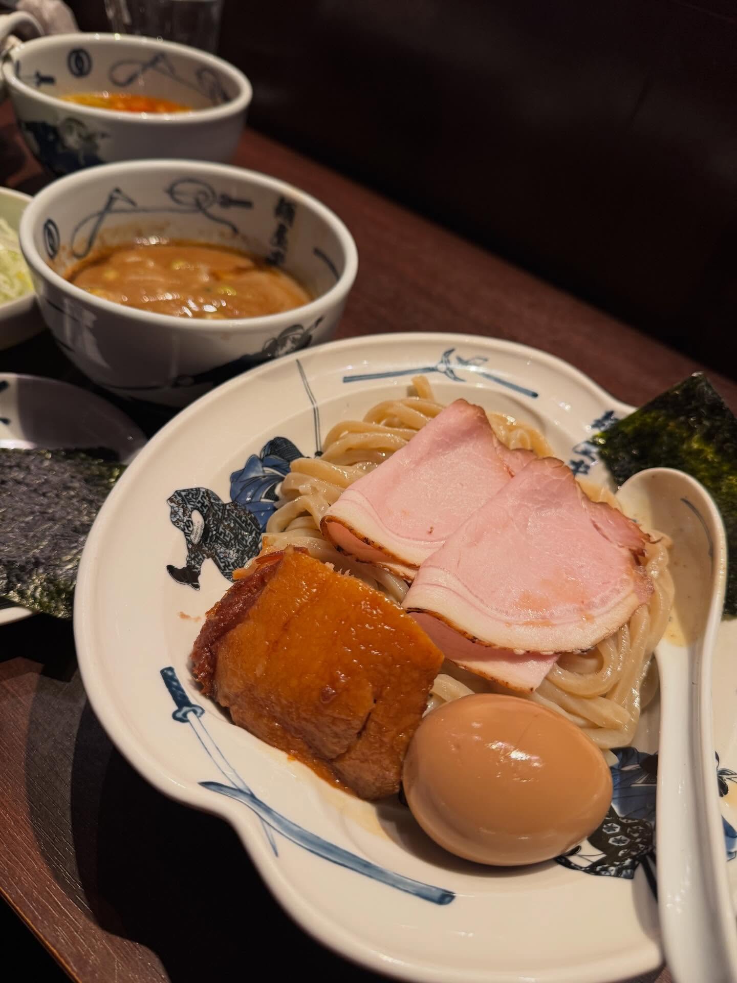 แบงค์ - ธิติ มหาโยธารักษ์