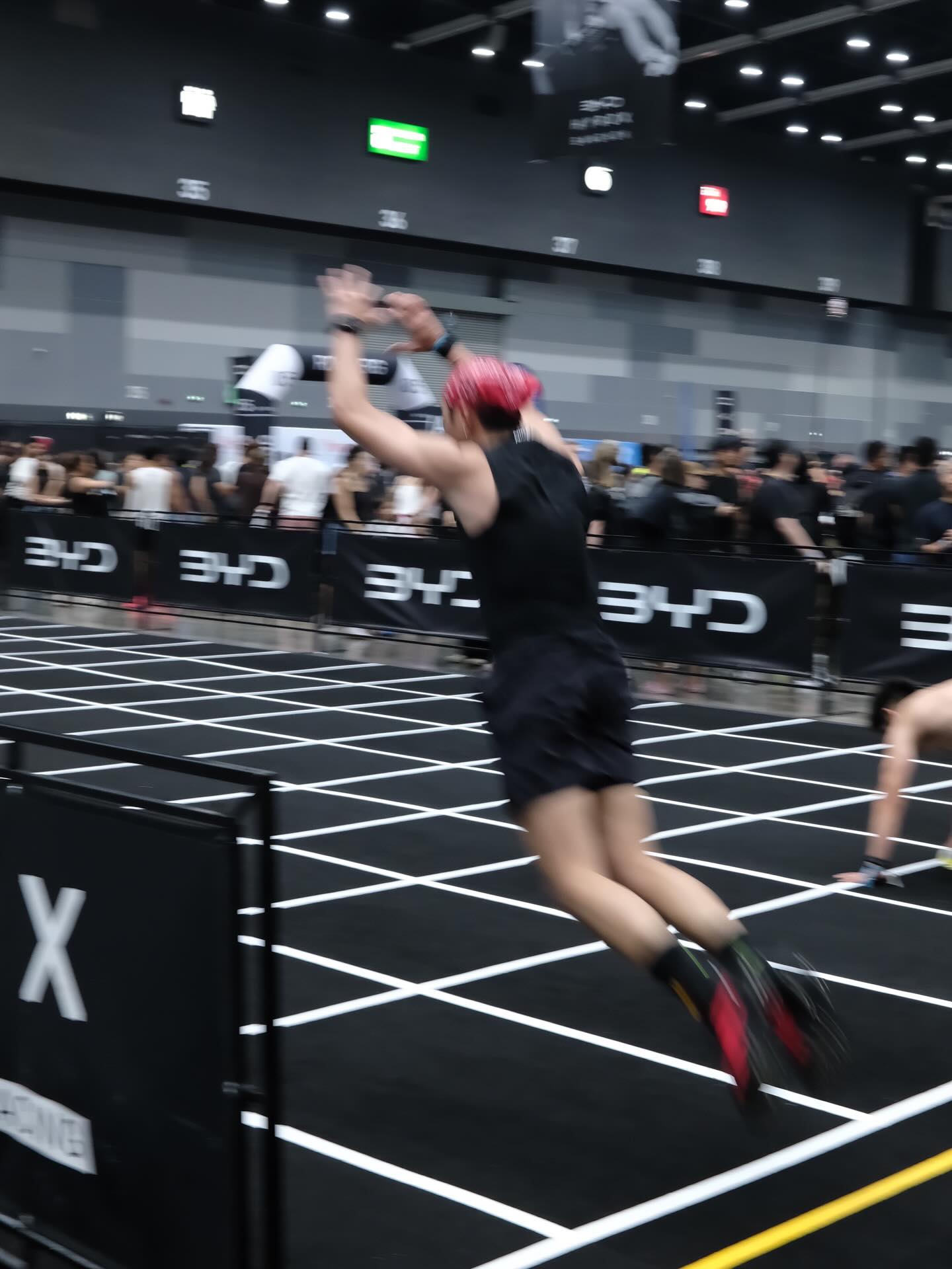 แบงค์ - ธิติ มหาโยธารักษ์