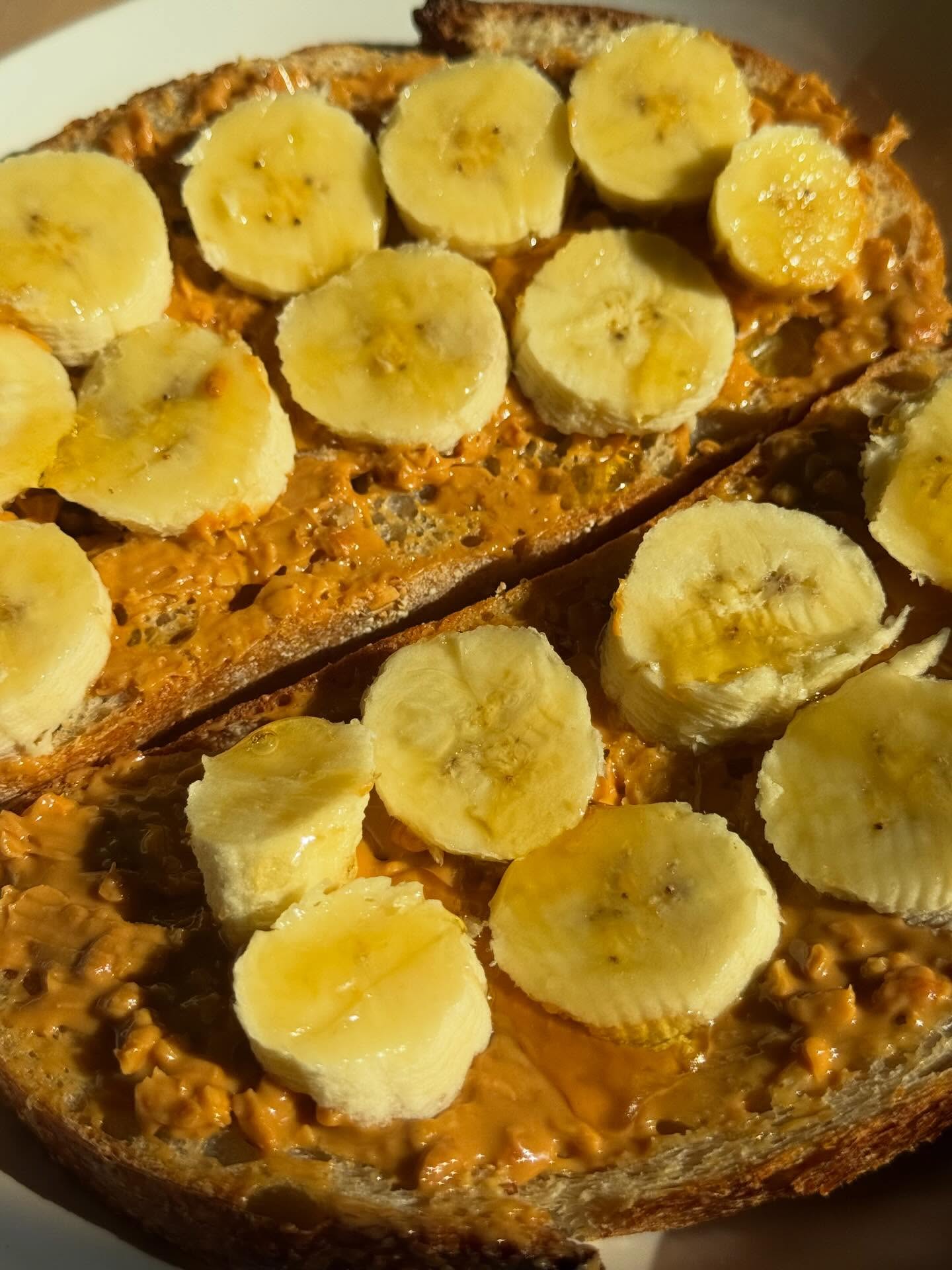 แบงค์ - ธิติ มหาโยธารักษ์