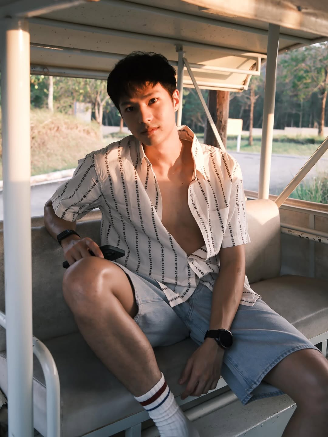 แบงค์ - ธิติ มหาโยธารักษ์