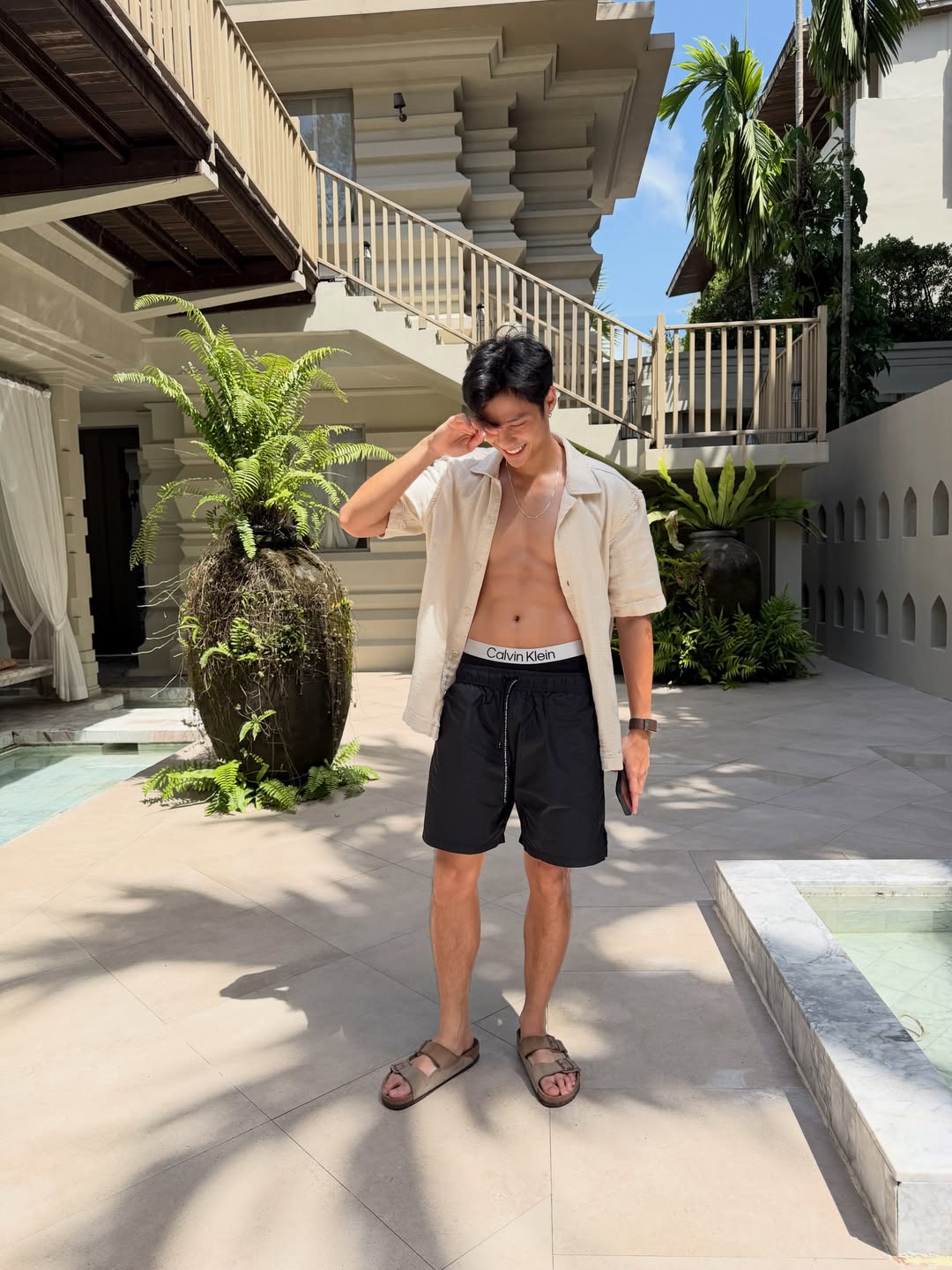 แบงค์ - ธิติ มหาโยธารักษ์