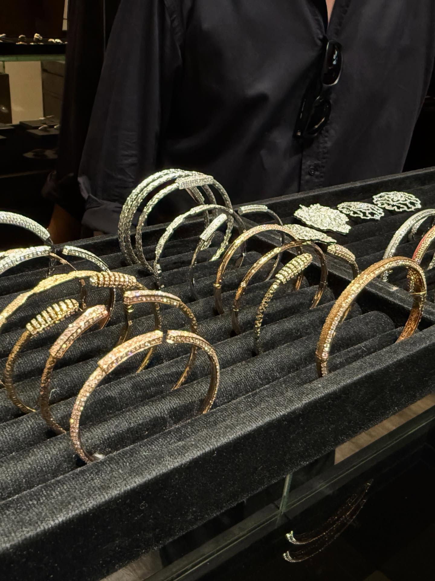 โก้ - วศิน อัศวนฤนาท