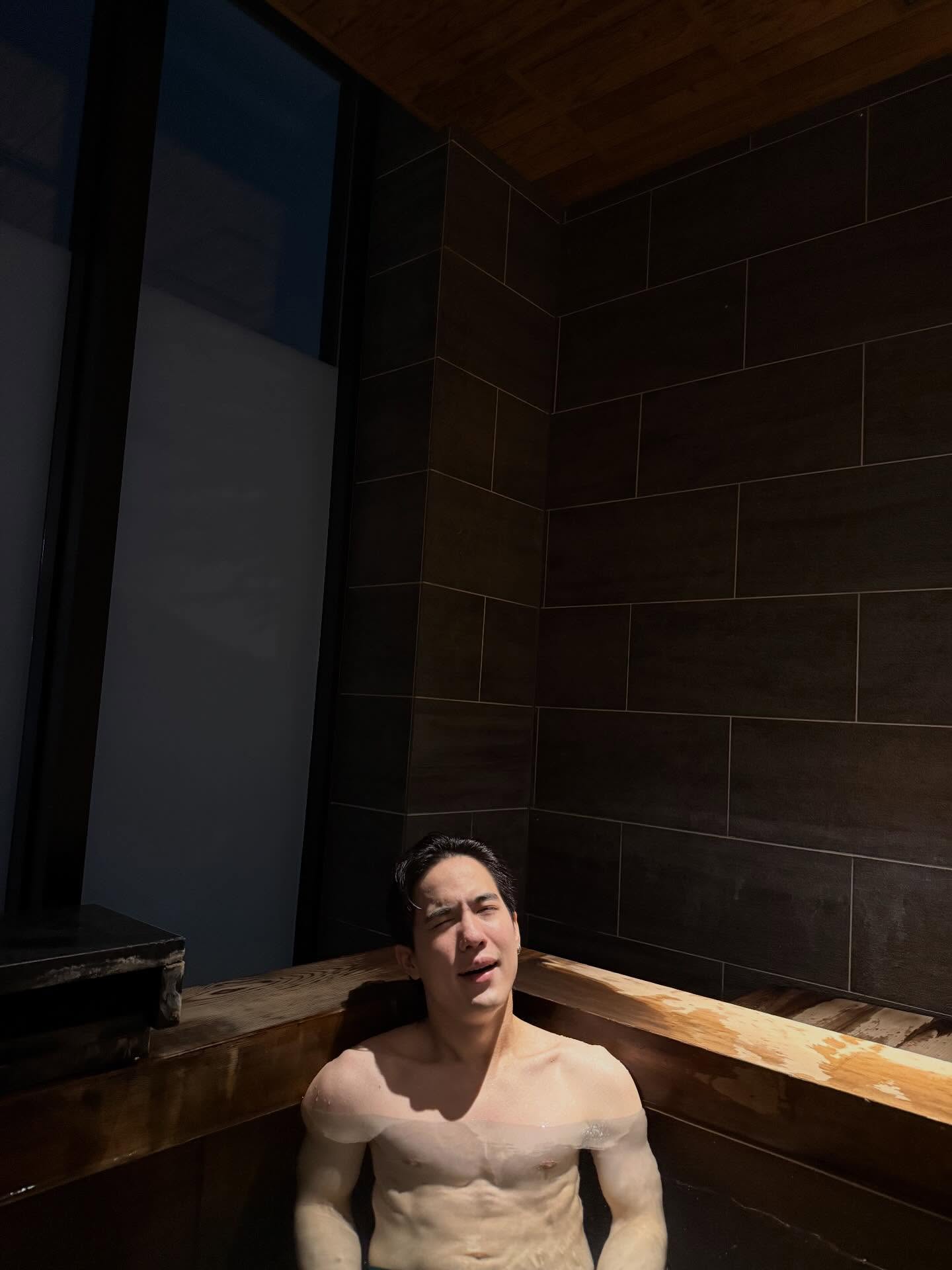 โก้ - วศิน อัศวนฤนาท