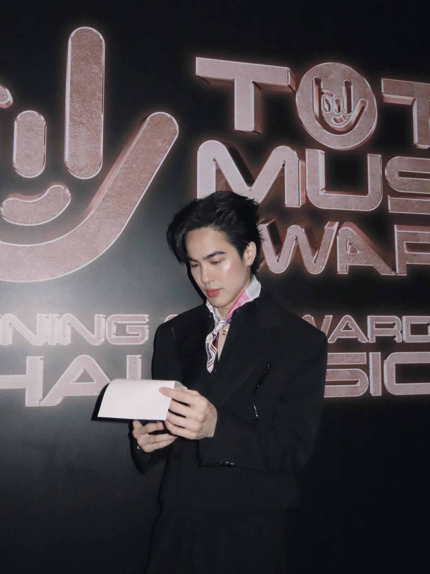 โก้ - วศิน อัศวนฤนาท