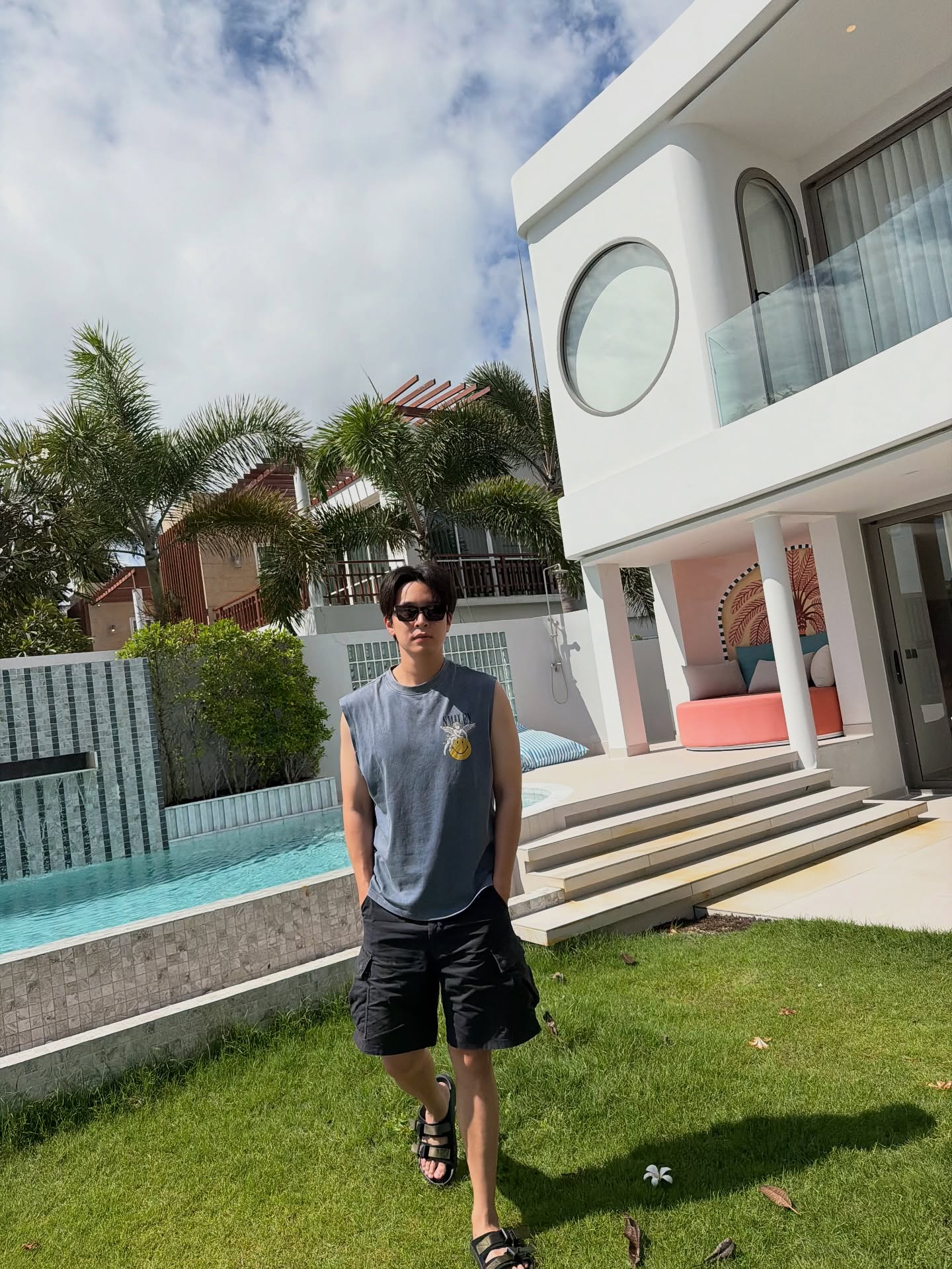 เน๋ง - ศรัณย์ นราประเสริฐกุล