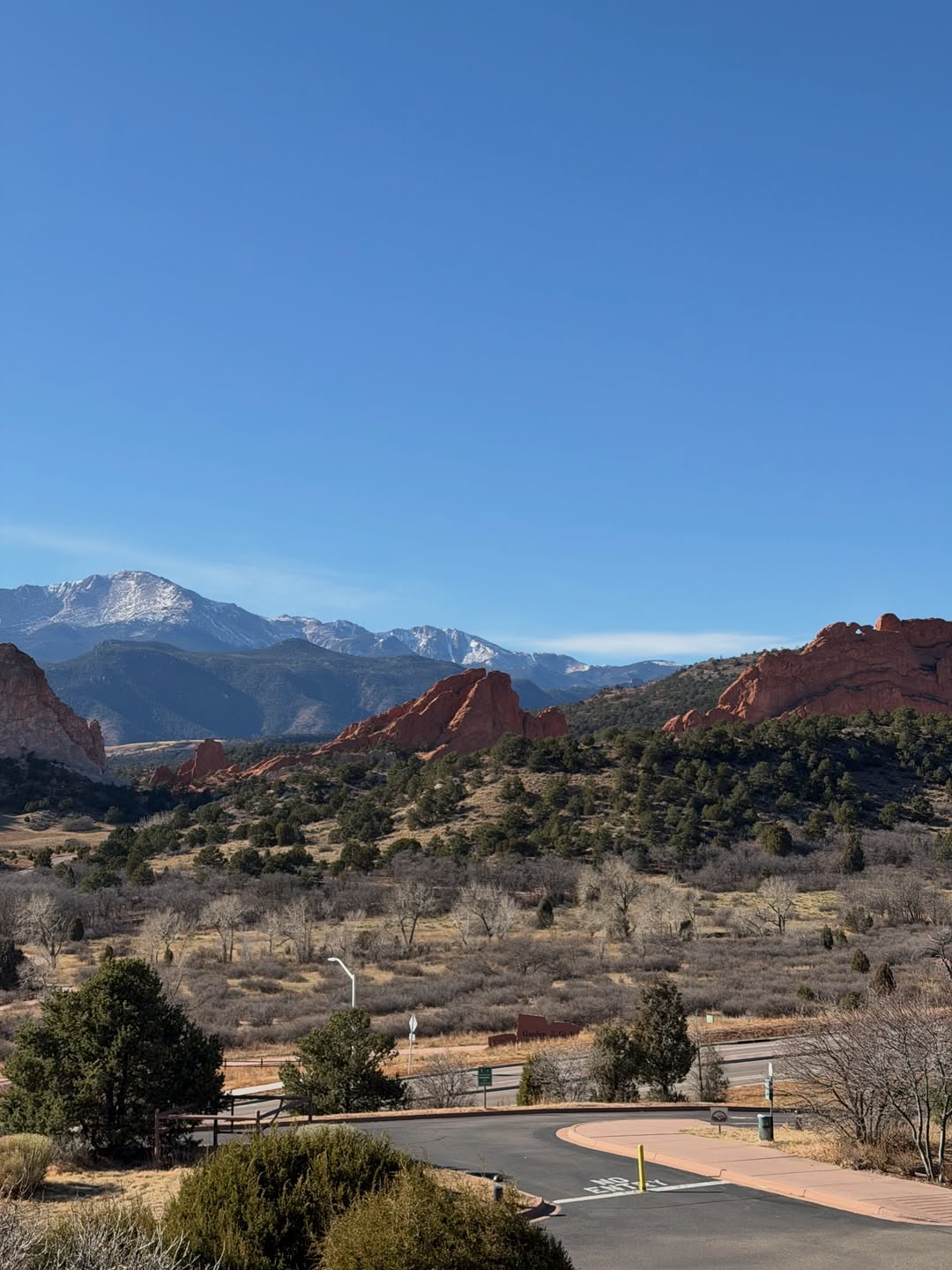เน๋ง - ศรัณย์ นราประเสริฐกุล