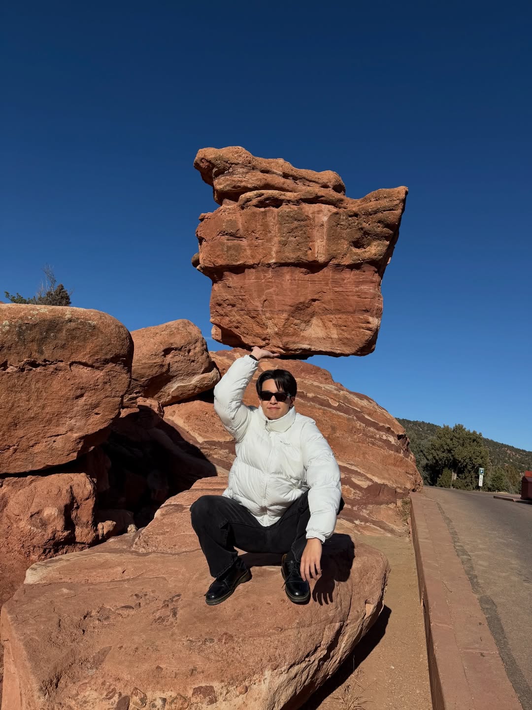 เน๋ง - ศรัณย์ นราประเสริฐกุล