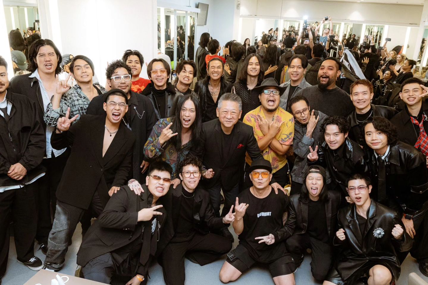 ตูน - อาทิวราห์ คงมาลัย
