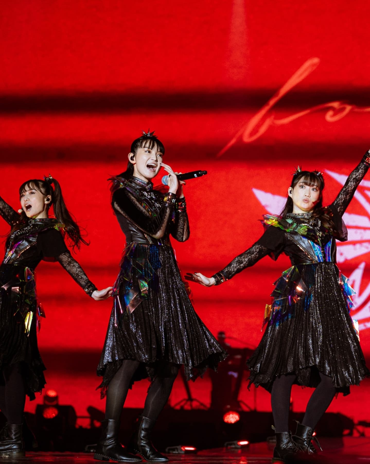 ตูน - อาทิวราห์ คงมาลัย