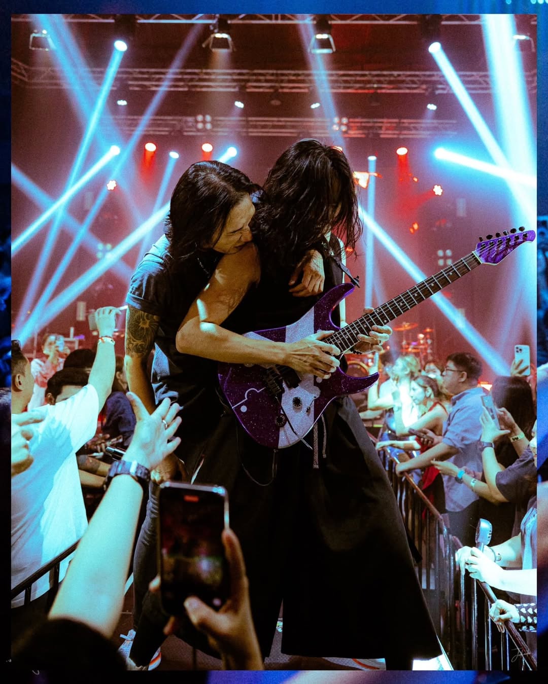 ตูน - อาทิวราห์ คงมาลัย