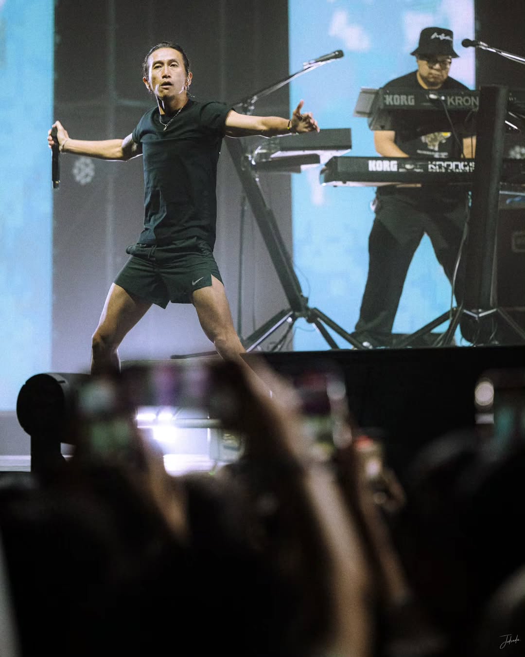 ตูน - อาทิวราห์ คงมาลัย