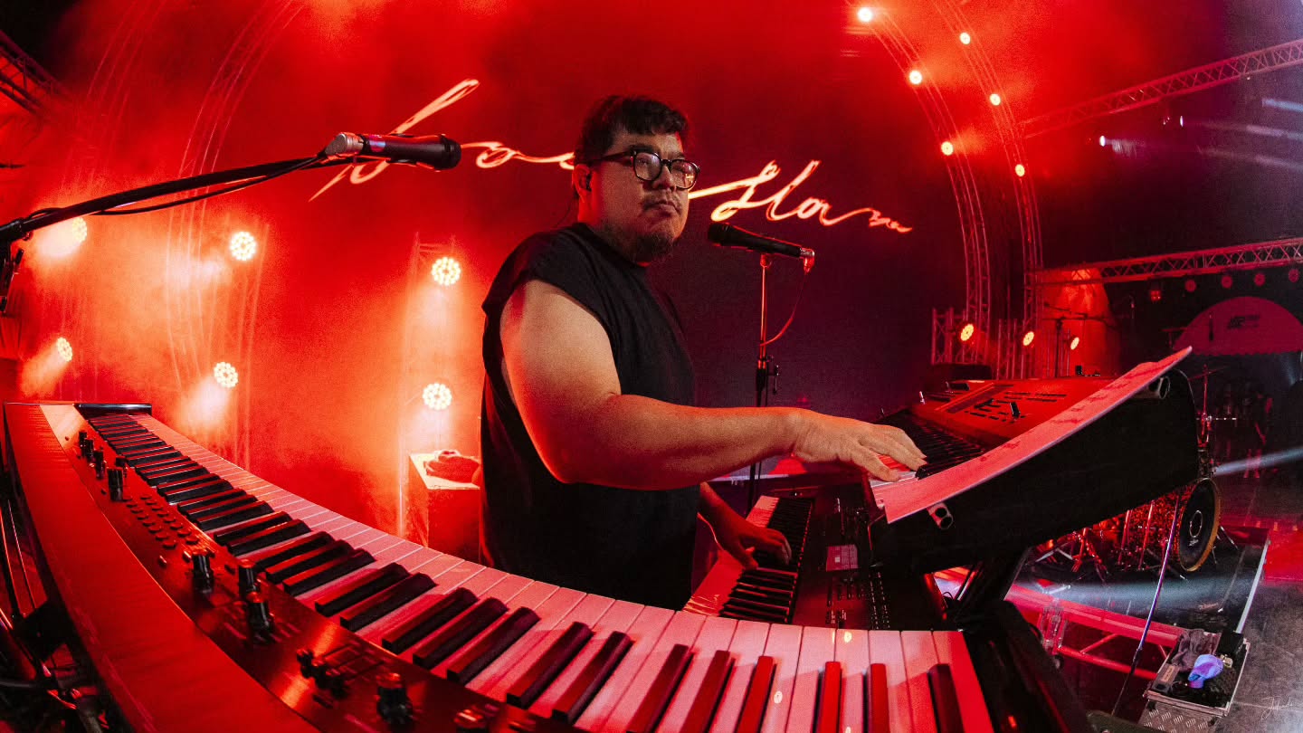 ตูน - อาทิวราห์ คงมาลัย